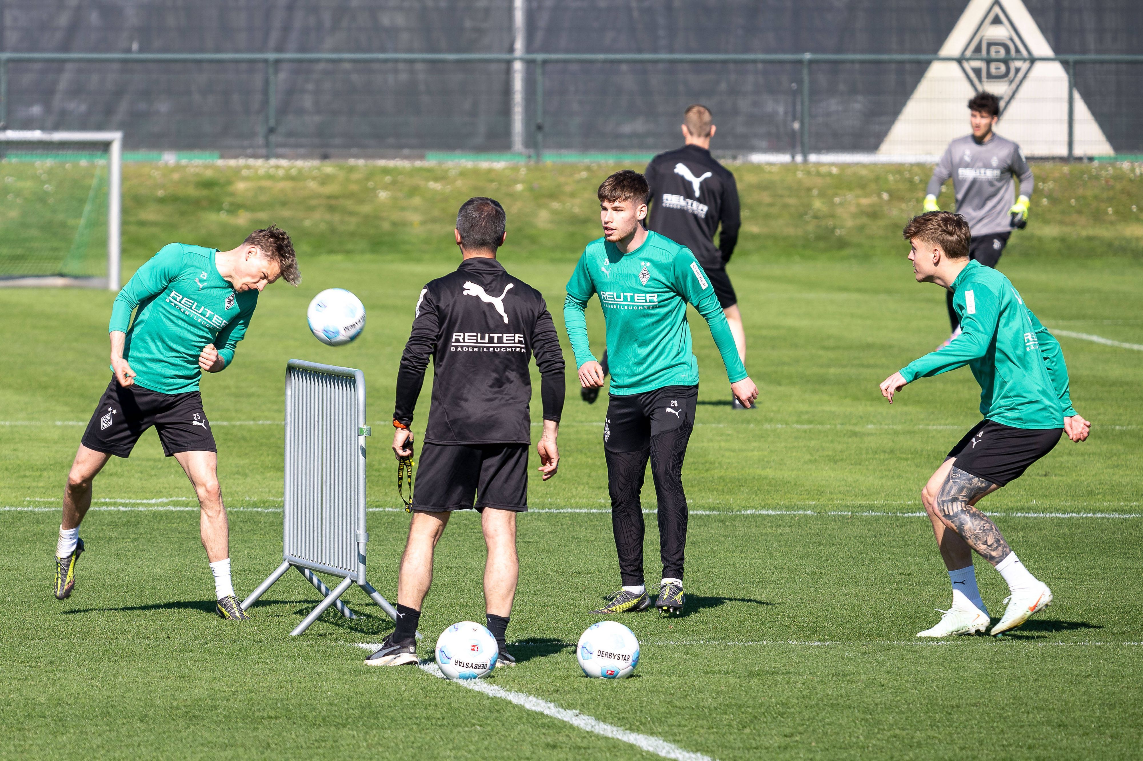 Spieler von Borussia Mönchengladbach beim Training.