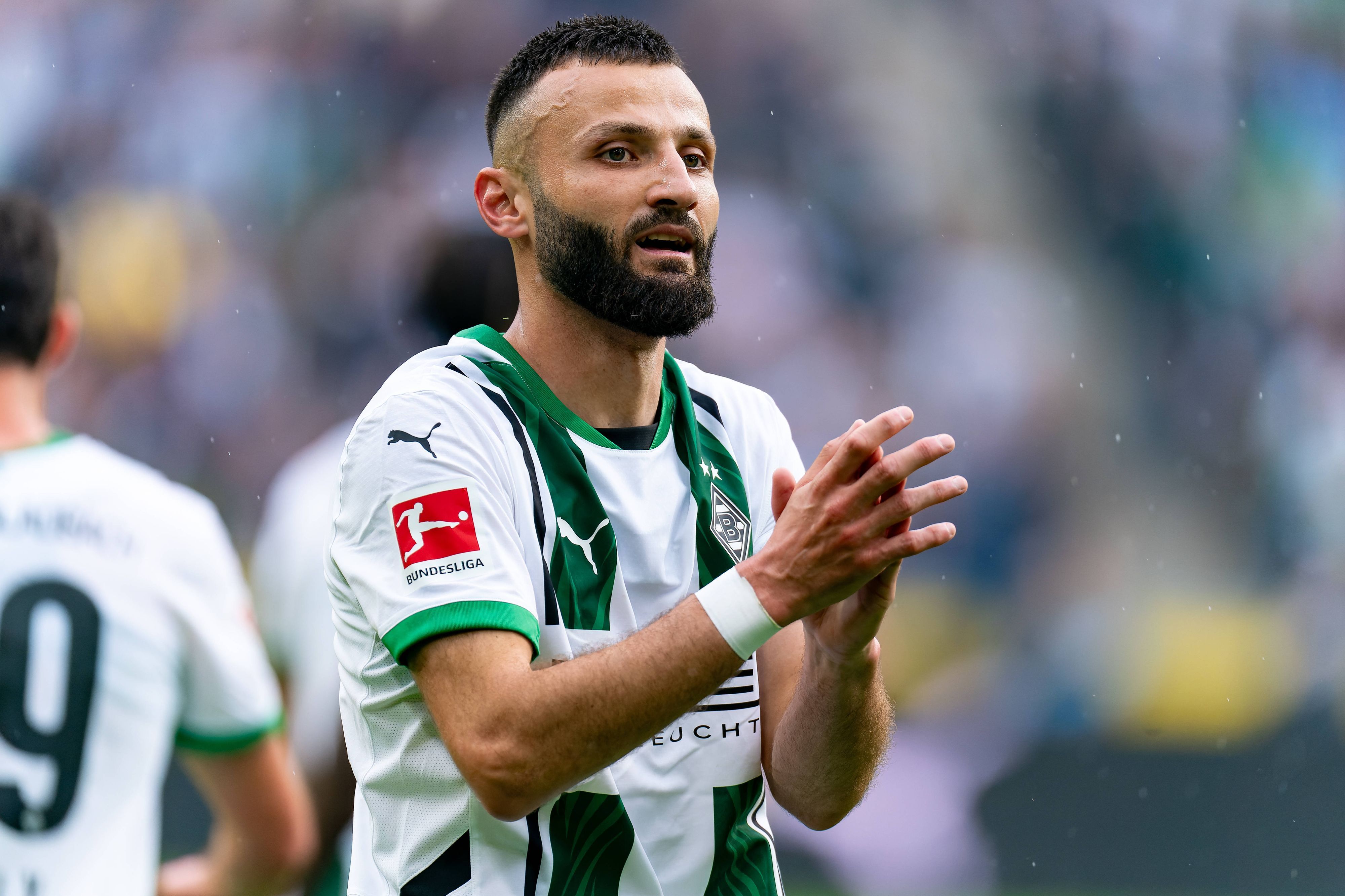 Franck Honorat klatscht in die Hände.