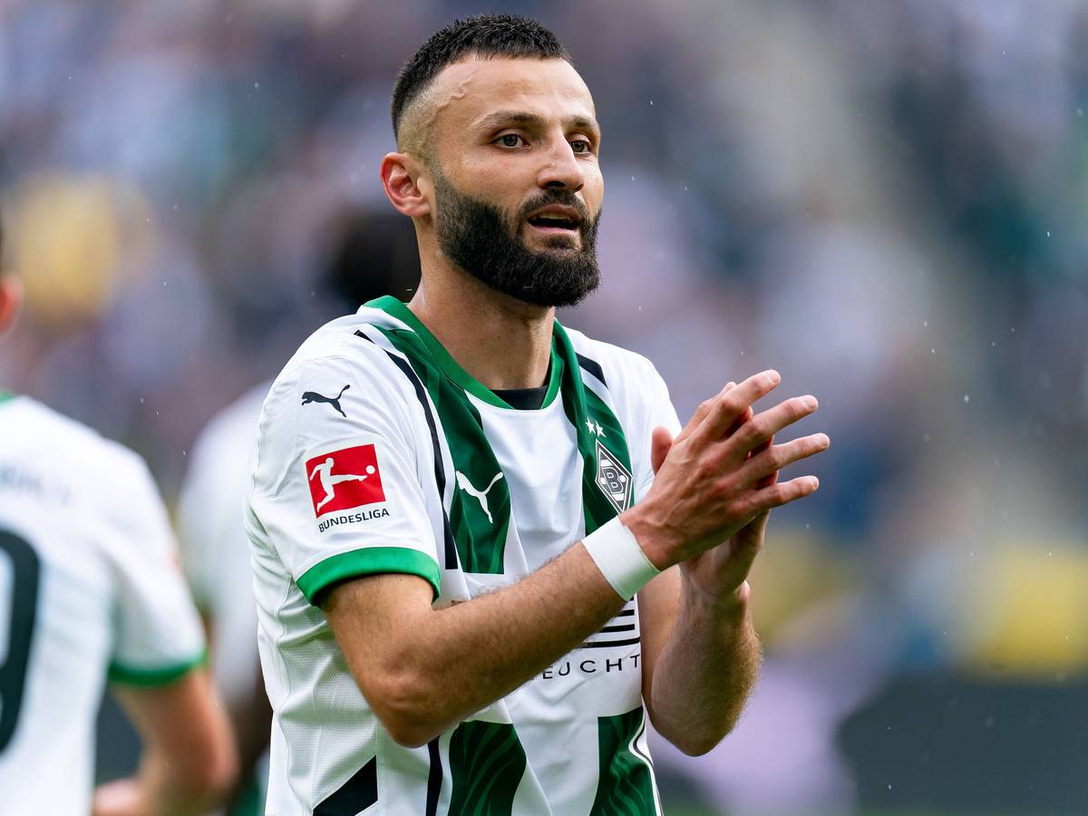 Franck Honorat klatscht in die Hände.