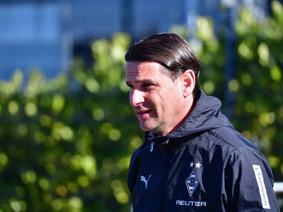 Gerardo Seoane im Gladbach-Training.