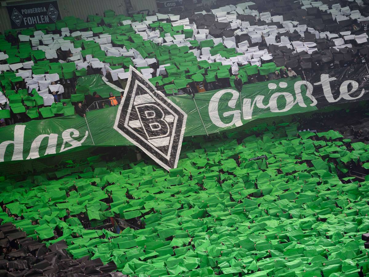 Die Gladbach-Kurve beim Heimspiel gegen den FC Bayern München am 11. Januar 2025.