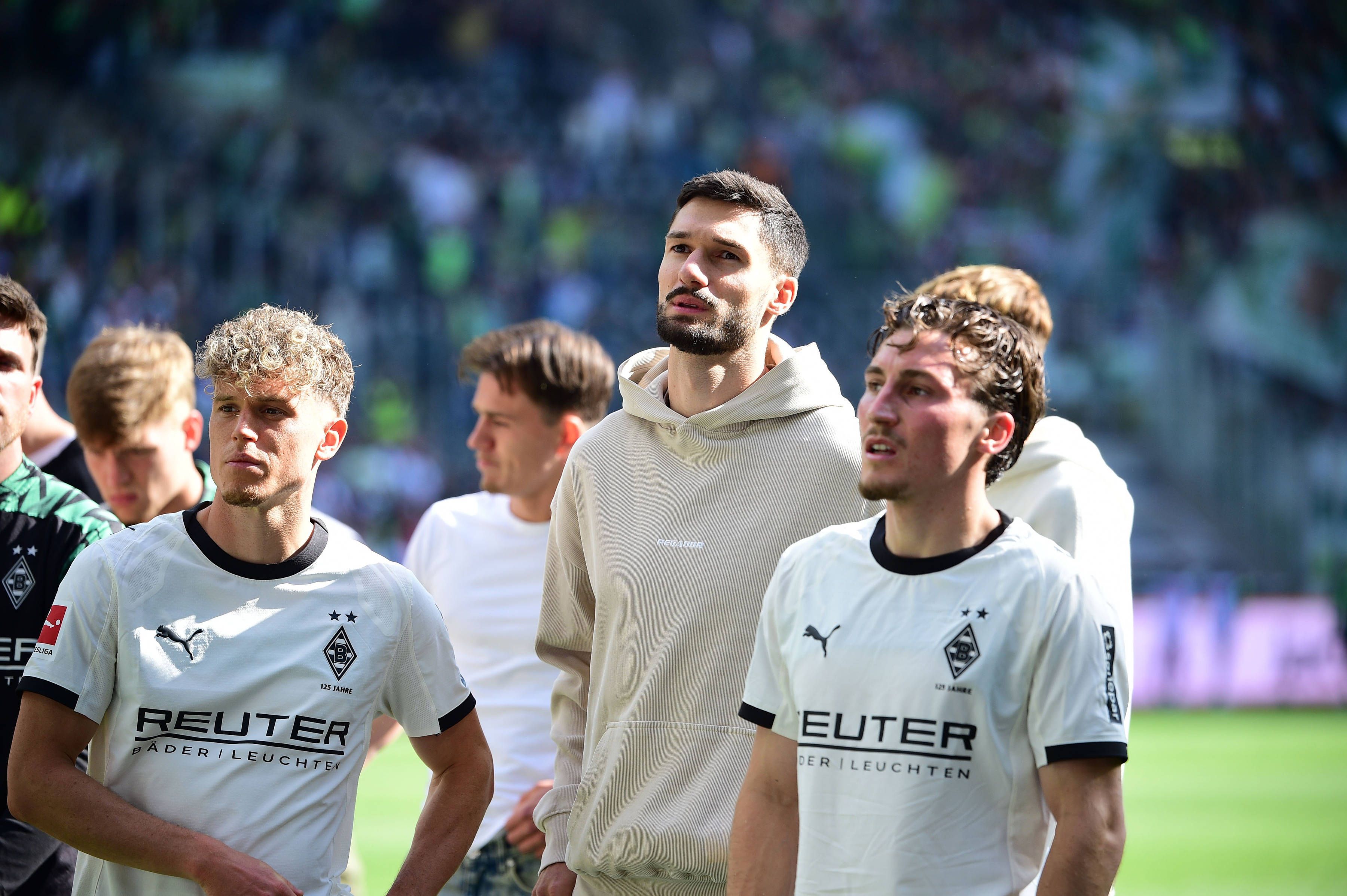 Tim Kleindienst nach dem Spiel gegen Wolfsburg in privaten Klamotten.