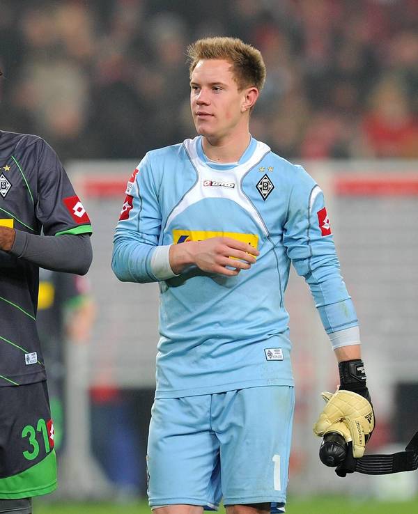 Dante und Marc-André ter Stegen im Gladbach-Trikot auf dem Platz.