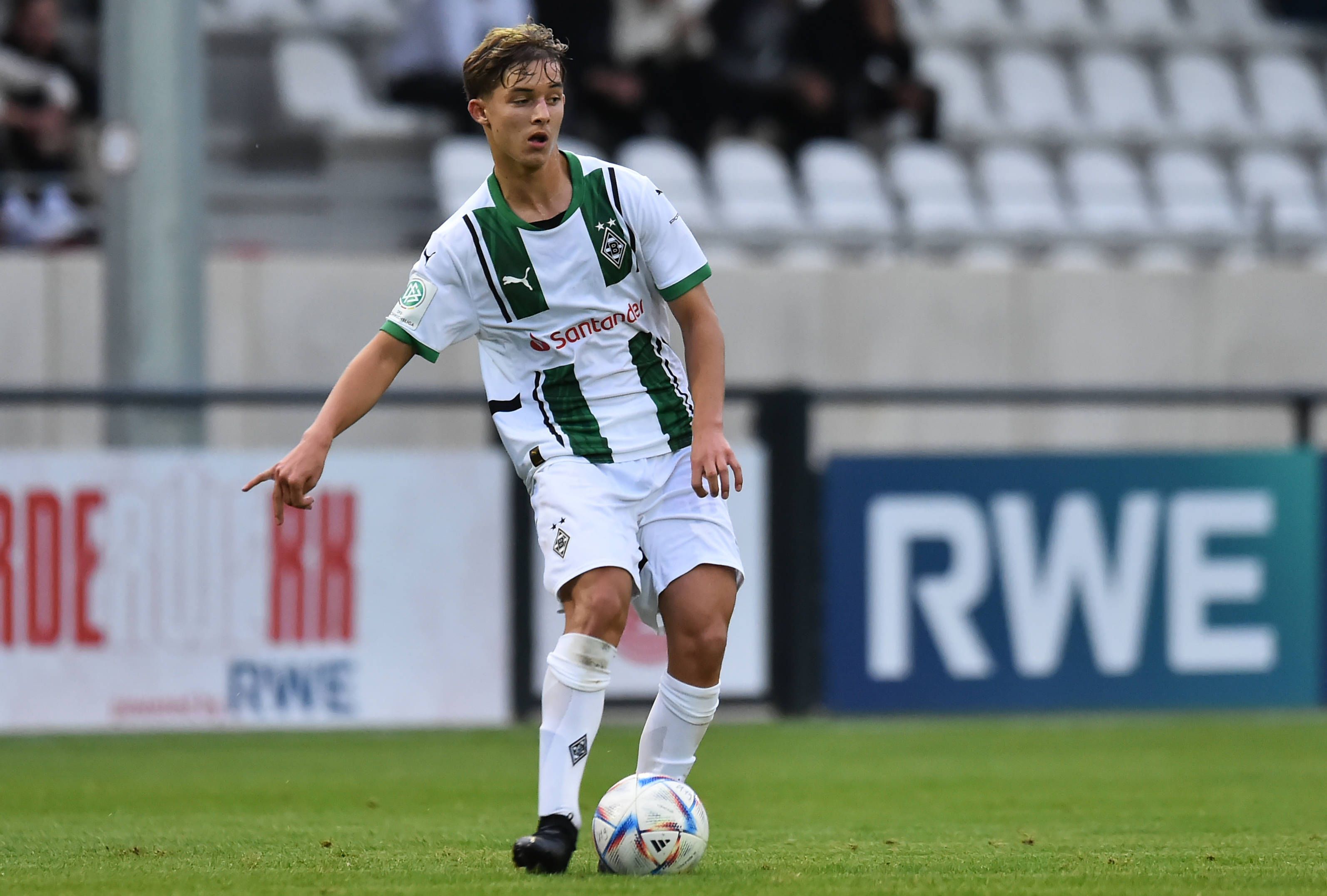 Niko Horvat.