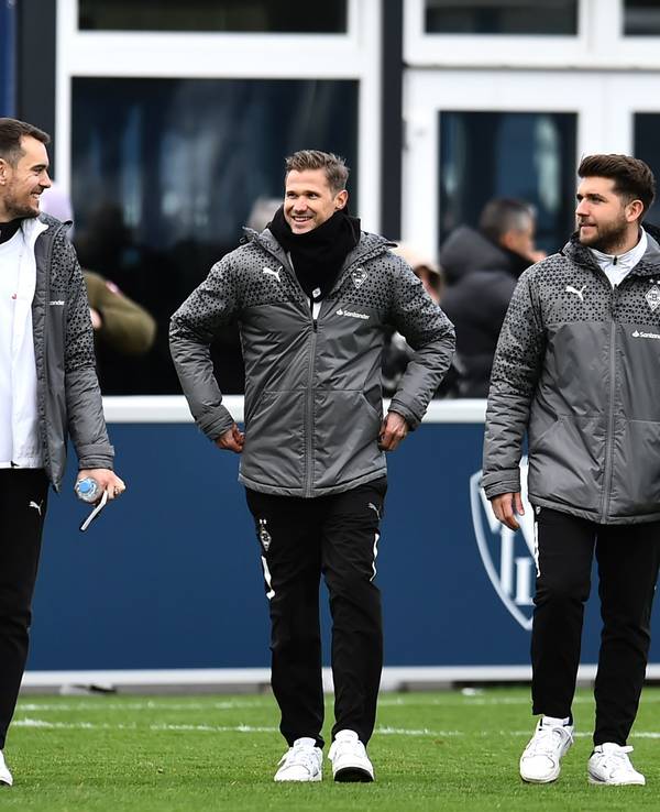 Oliver Kirch und sein Trainerteam auf dem Gelände des VfL Bochum.