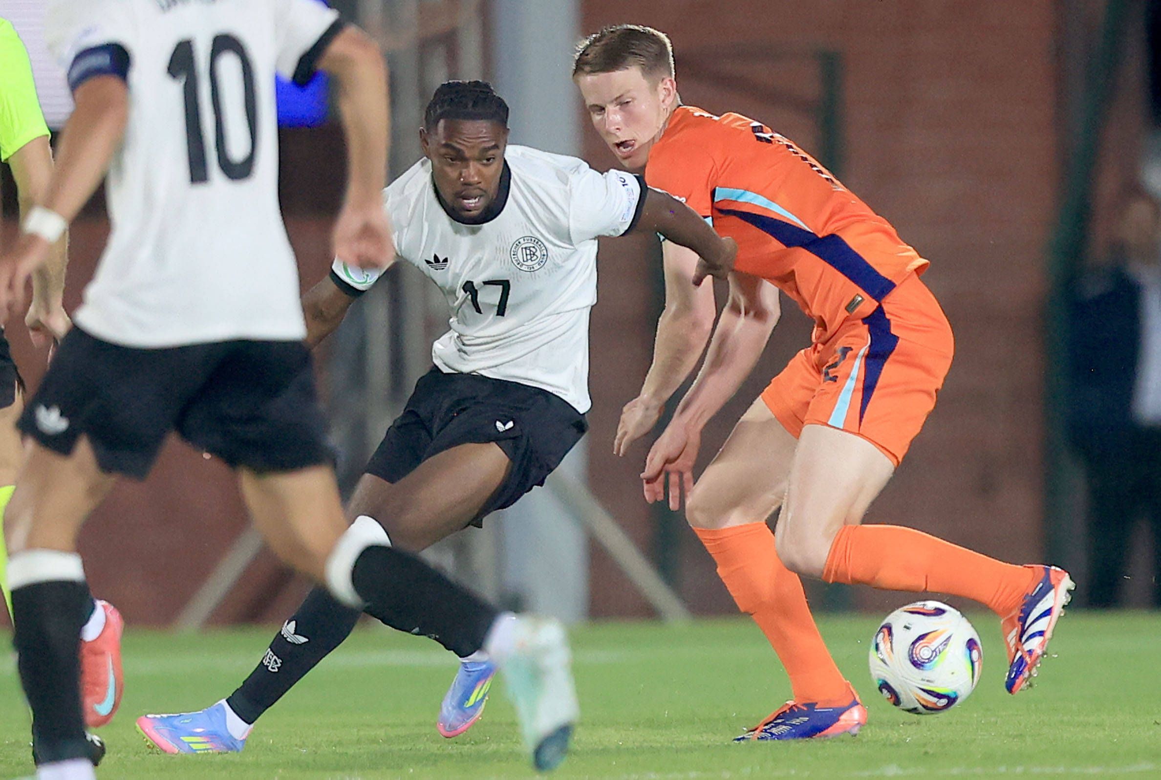 Charles Herrmann im Einsatz mit dem DFB bei der U19-Europameisterschaft.