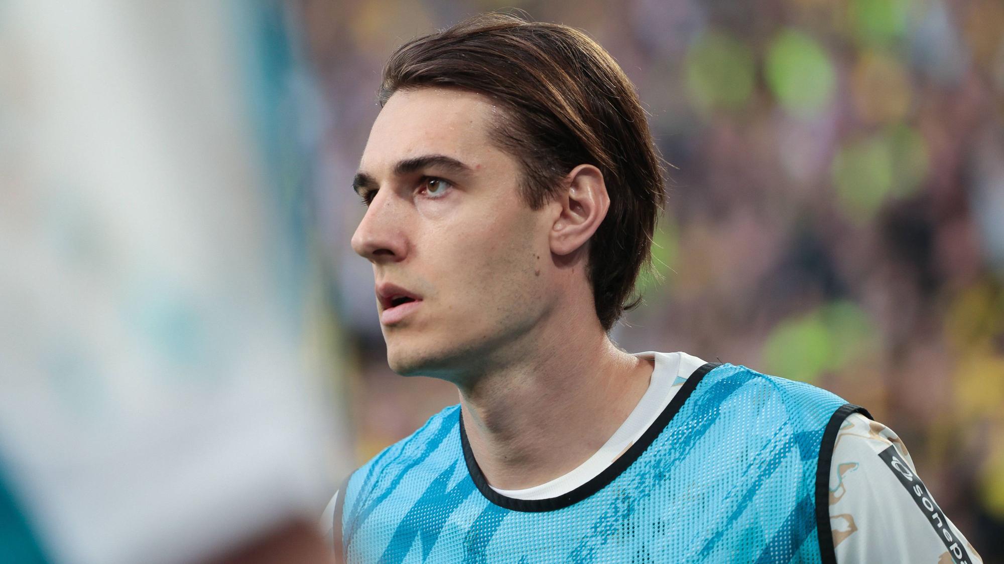 Florian Neuhaus.