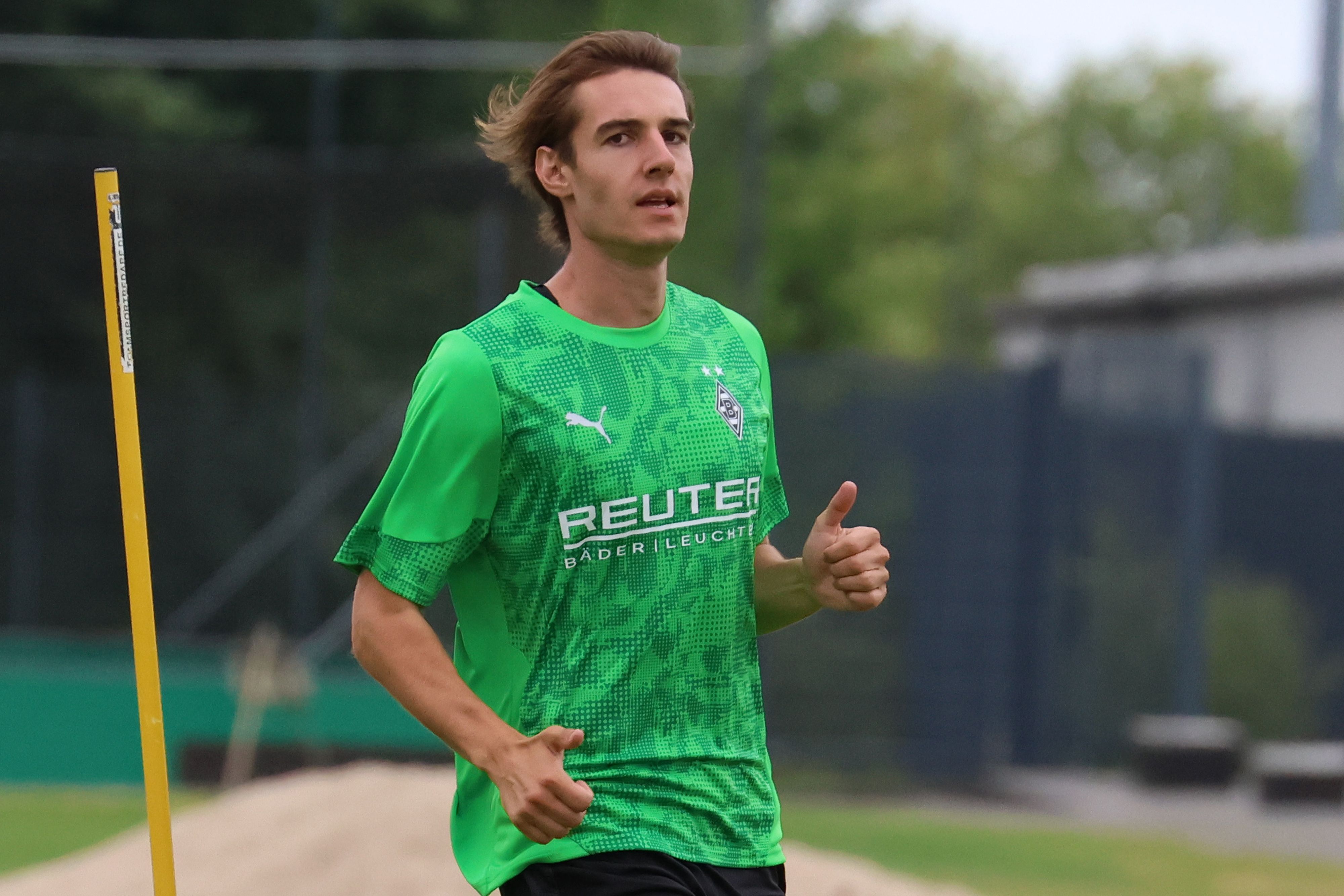 Florian Neuhaus beim Training.
