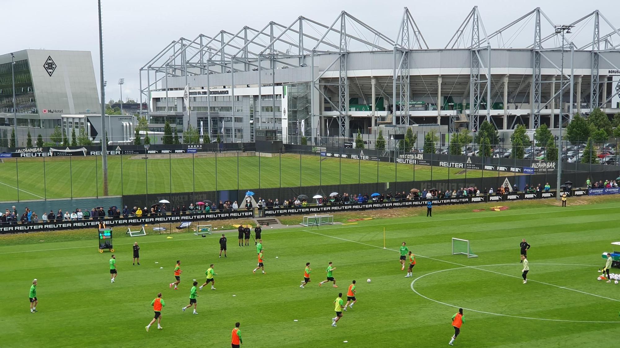 Die Spieler von Borussia Mönchengladbach beim Training.