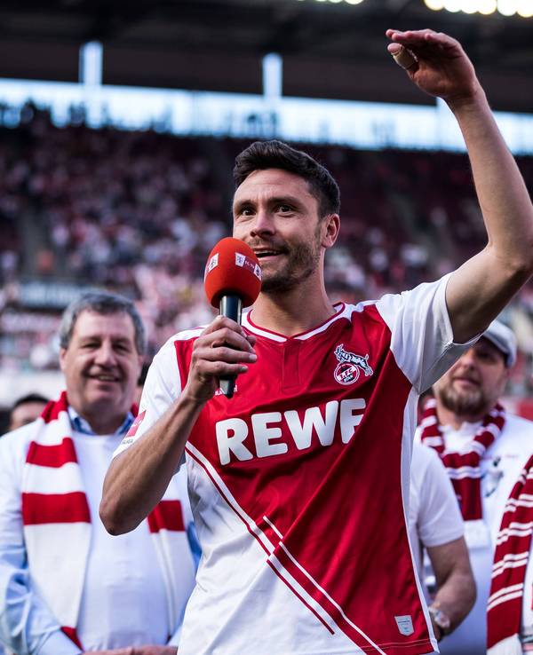Jonas Hector am 27. Mai 2023 nach seinem letzten Spiel als Profi im Trikot des 1. FC Köln.