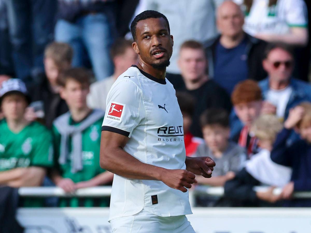 Alassane Plea.