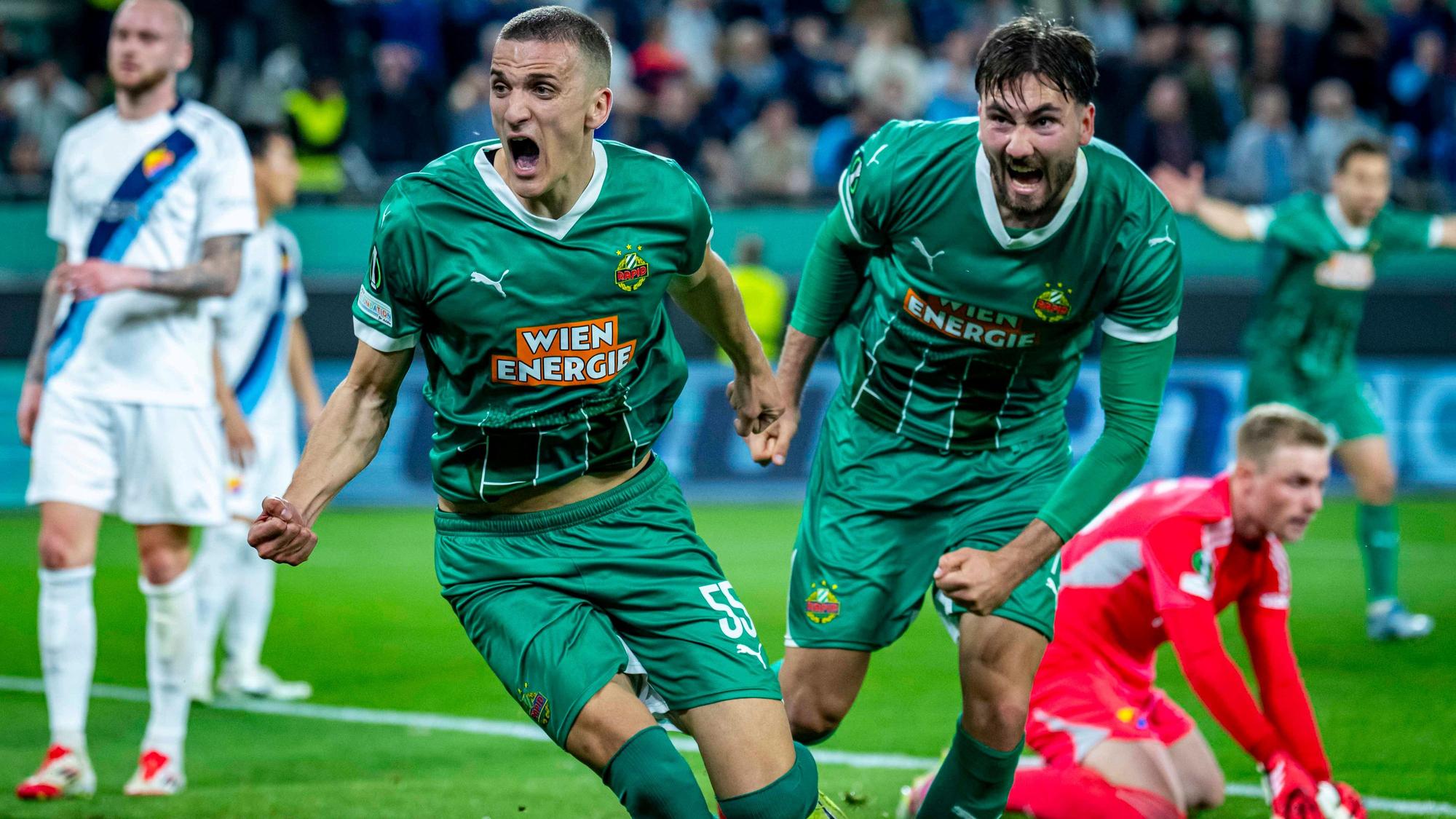 Nenad Cvetkovic und Dion Beljo jubeln.