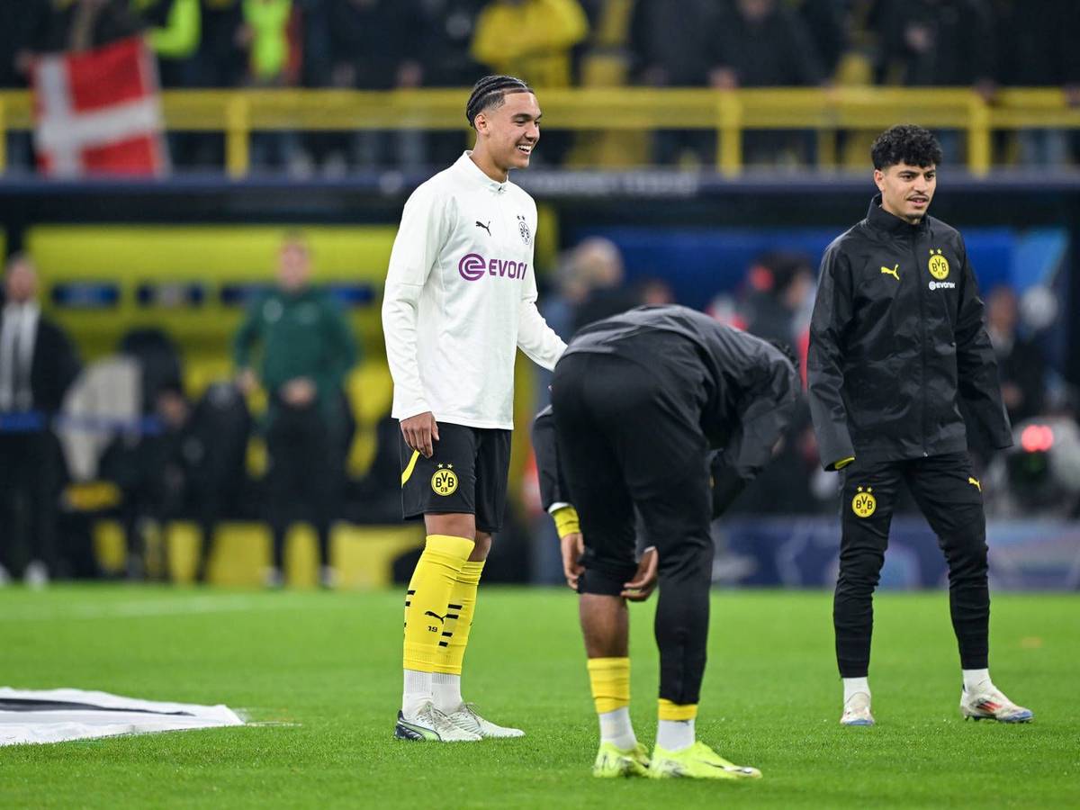 Tyler Meiser beim Aufwärmen mit den BVB-Teamkollegen.