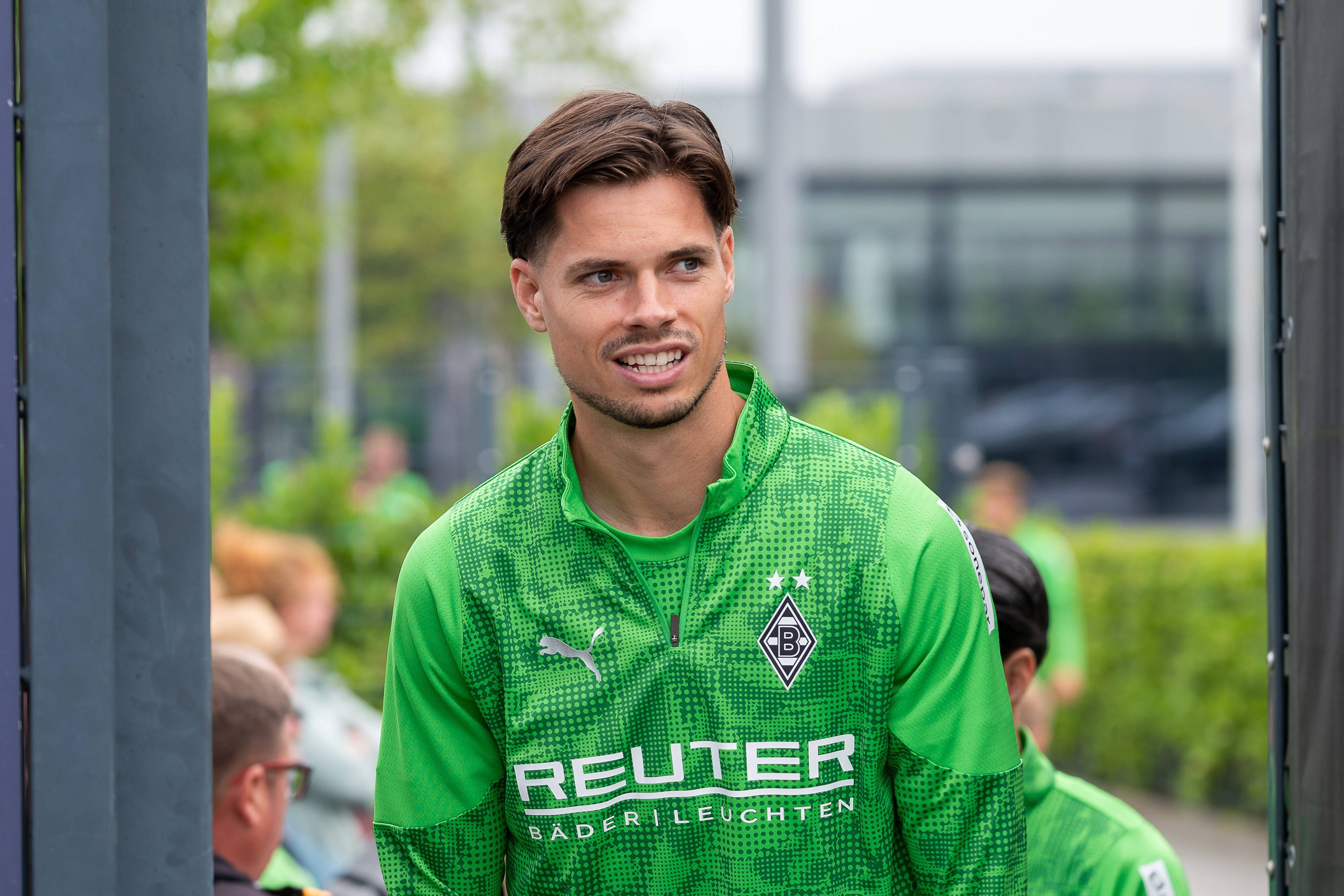 Julian Weigl in Trainingsklamotten.