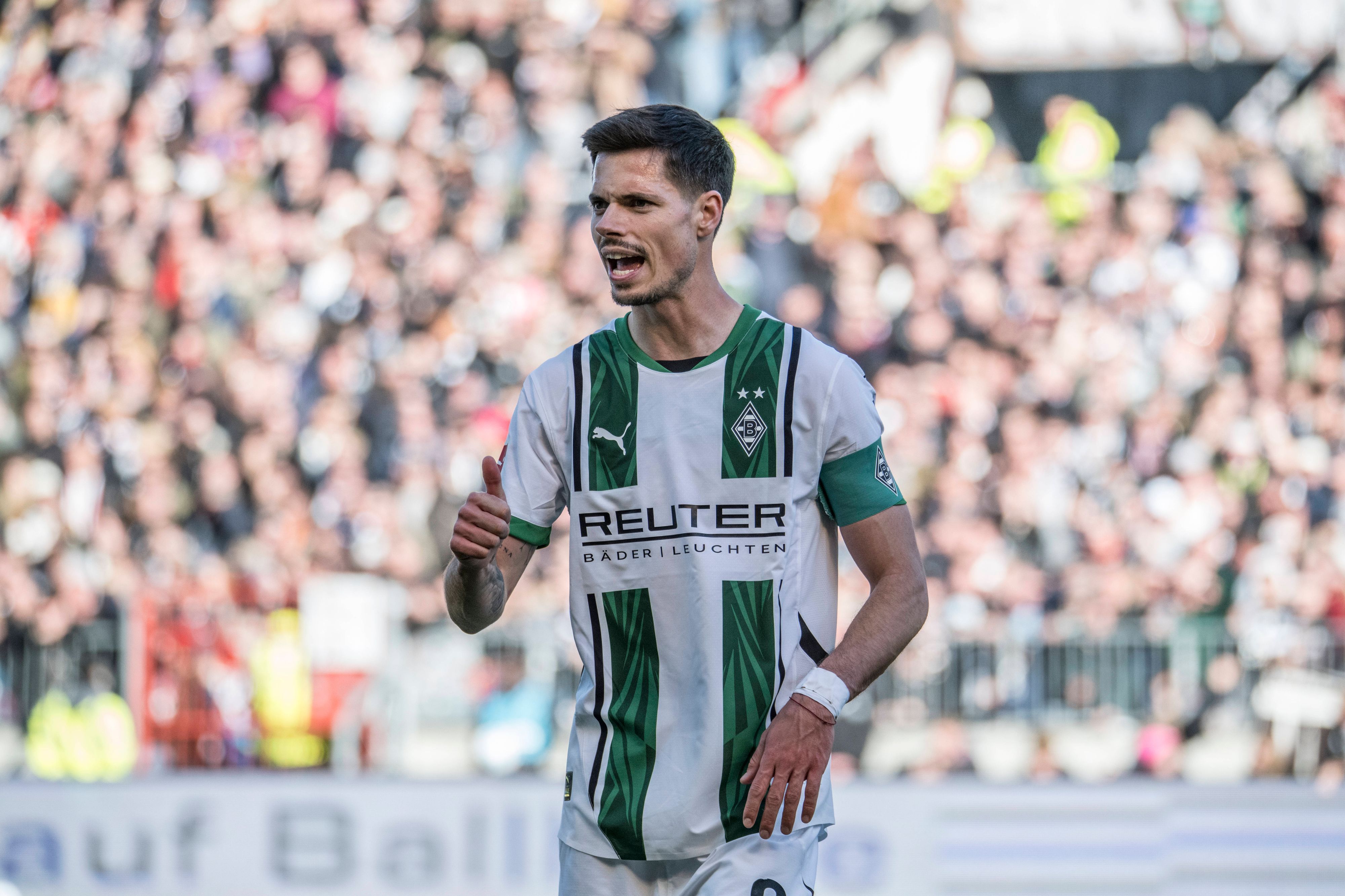 Julian Weigl im Trikot von Borussia Mönchengladbach.