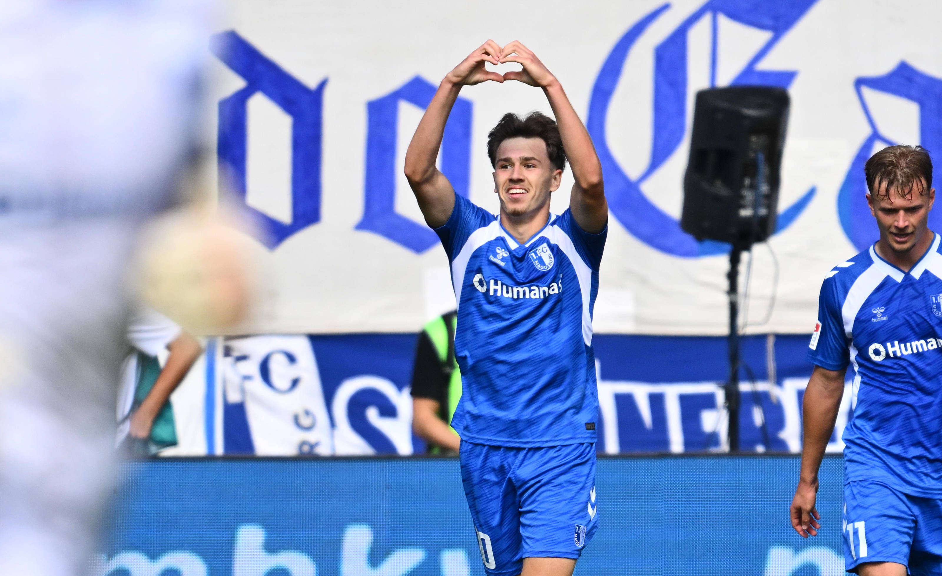 Noah Pesch bejubelt einen Treffer.