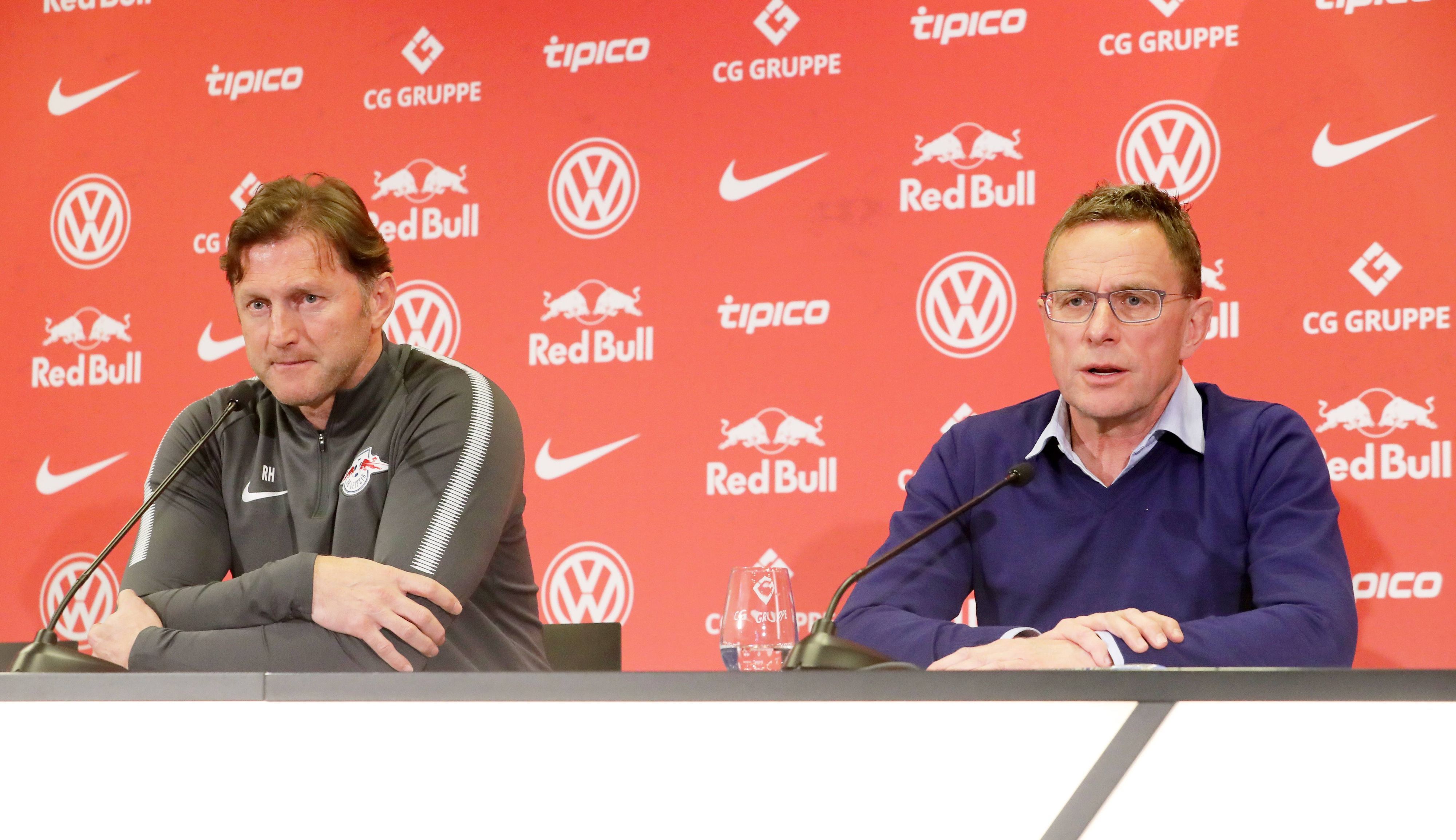 Ralph Hasenhüttl und Ralf Rangnick bei einer Leipzig-PK.