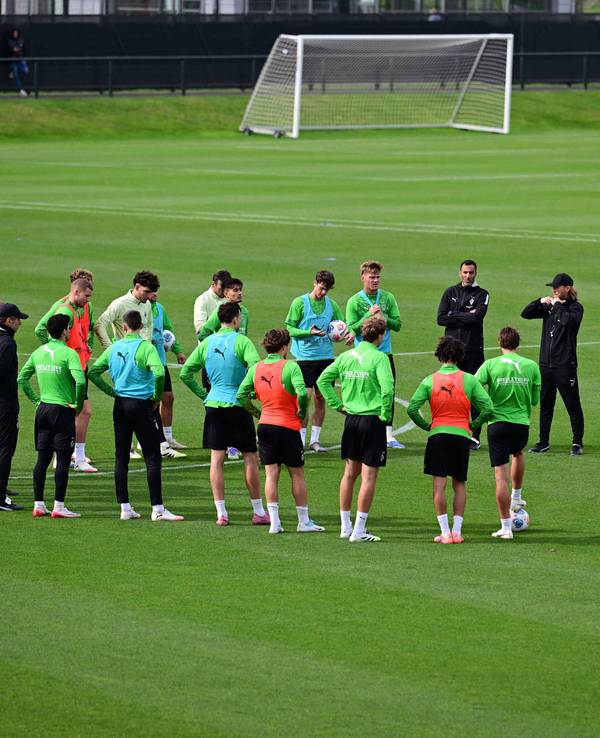 Borussia Mönchengladbach beim Mannschaftstraining am 24. September 2025.