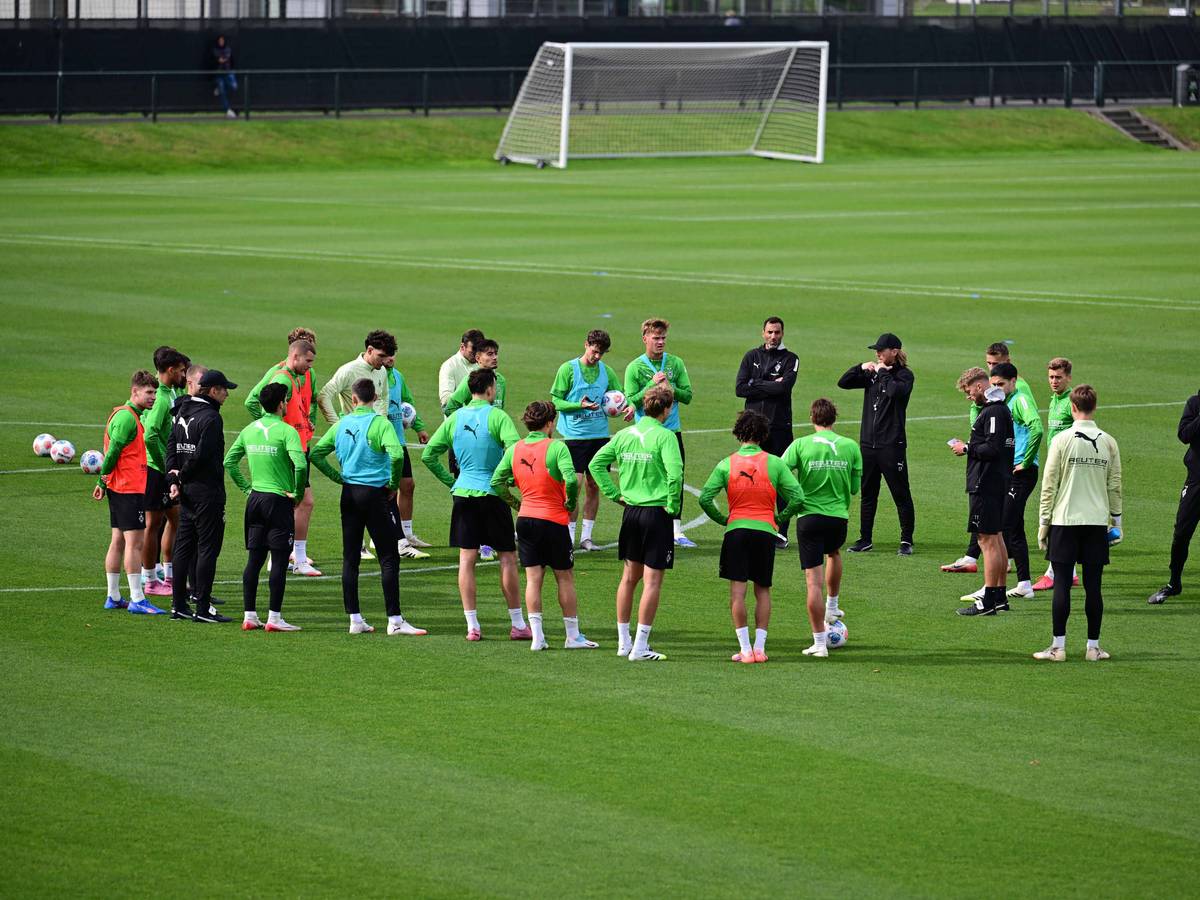 Borussia Mönchengladbach beim Mannschaftstraining am 24. September 2025.
