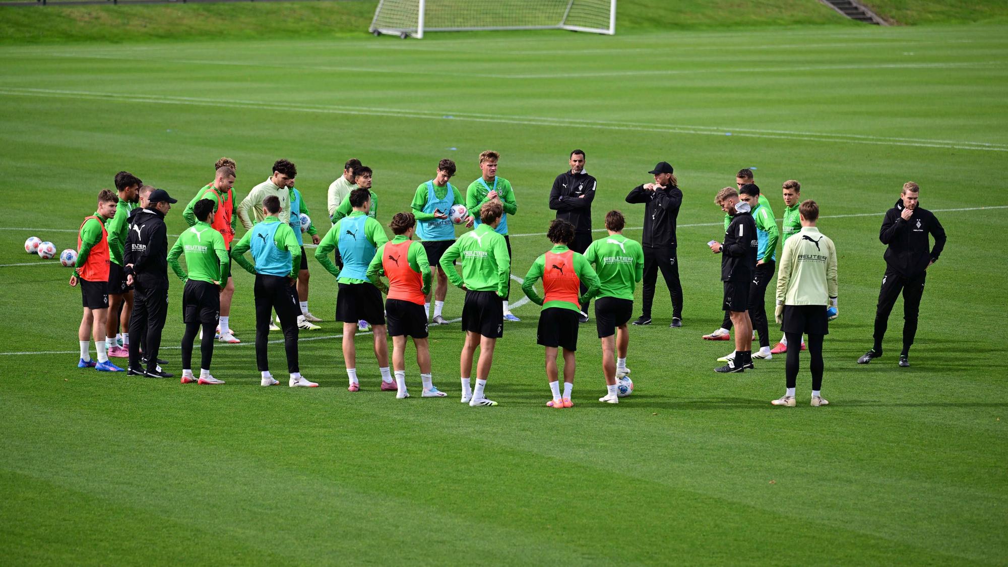Borussia Mönchengladbach beim Mannschaftstraining am 24. September 2025.