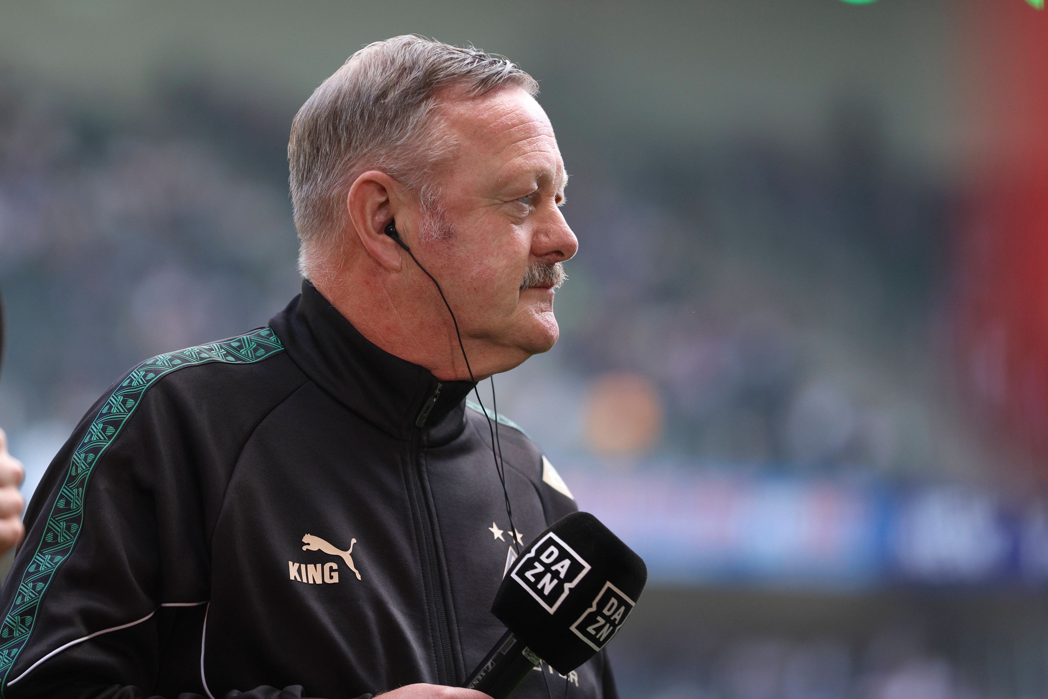 Roland Virkus bei einem TV-Interview.