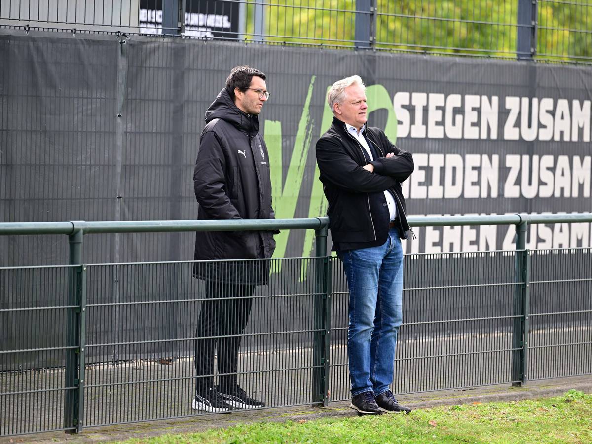 Philipp Schützendorf und Stefan Stegemann am Trainingsgelände.