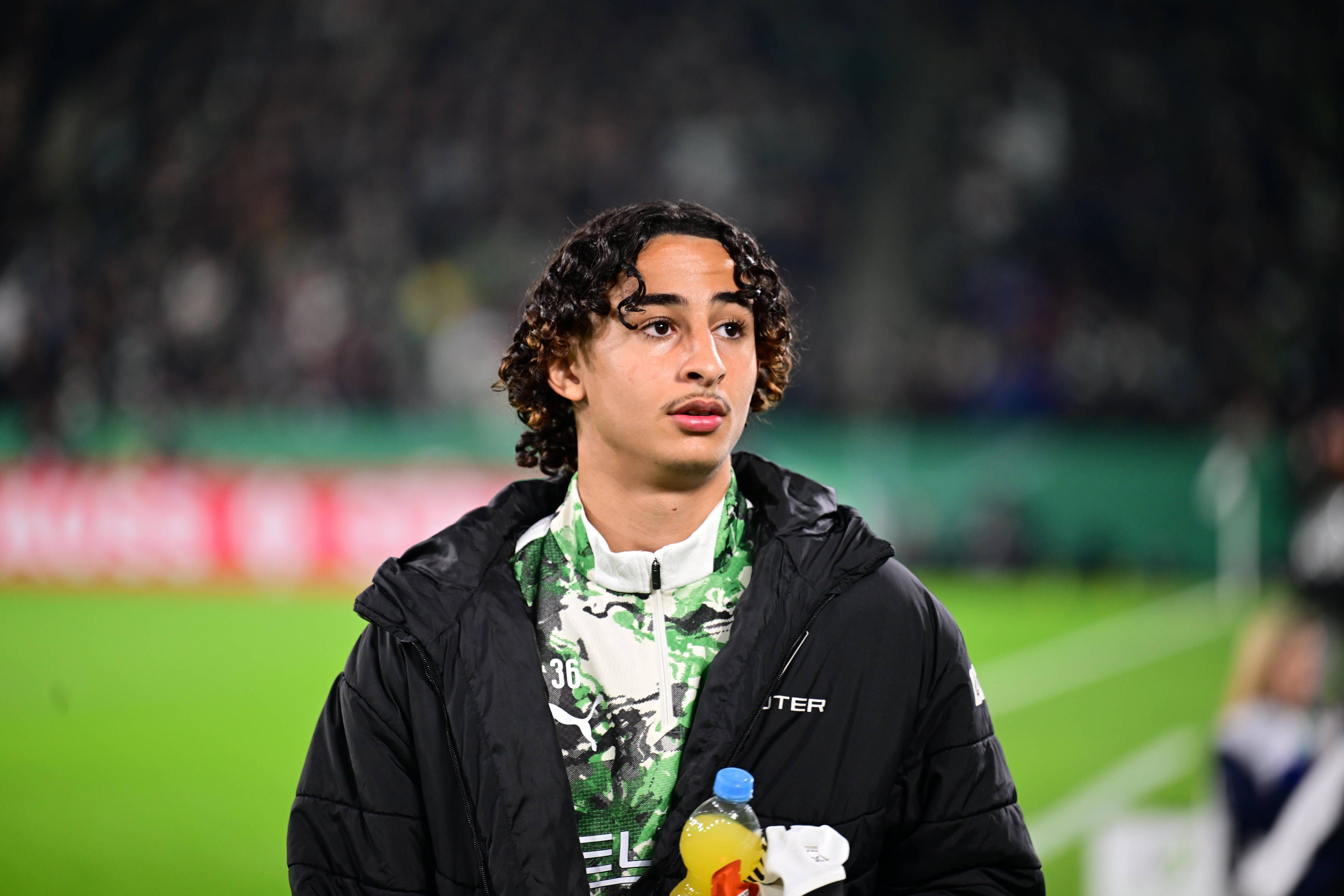 Wael Mohya an der Seitenlinie.