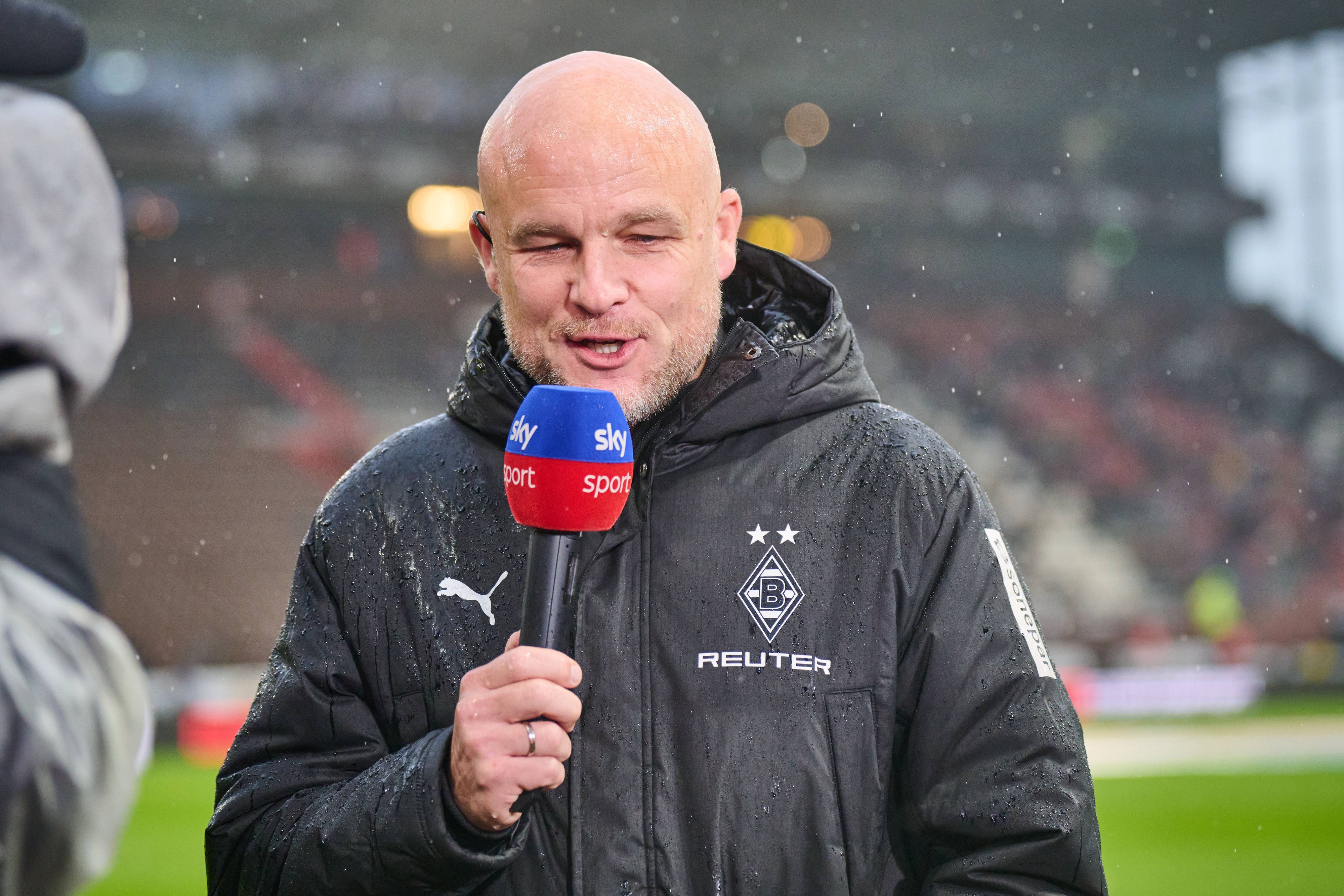 Rouven Schröder bei einem Sky-Interview.