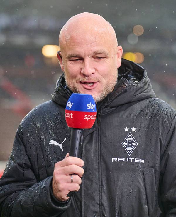 Rouven Schröder bei einem Sky-Interview.