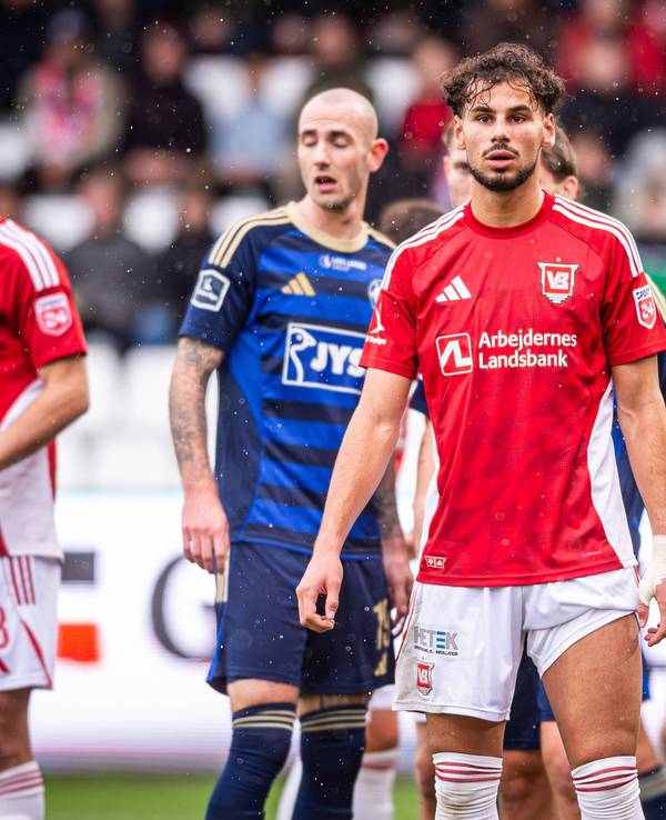 Amin Chiakha im Trikot von Velje BK.
