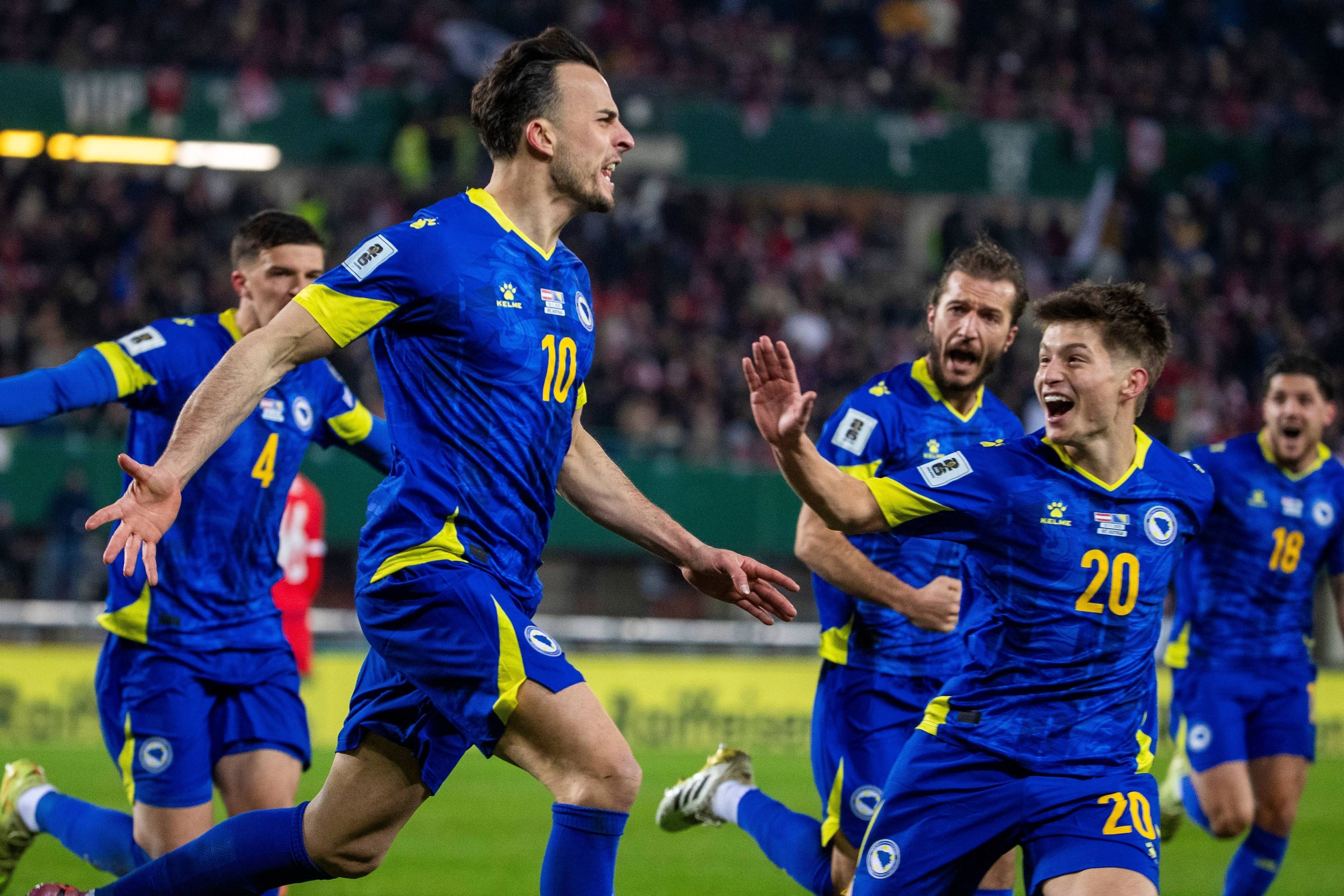 Haris Tabakovic bejubelt seinen Treffer gegen Österreich.