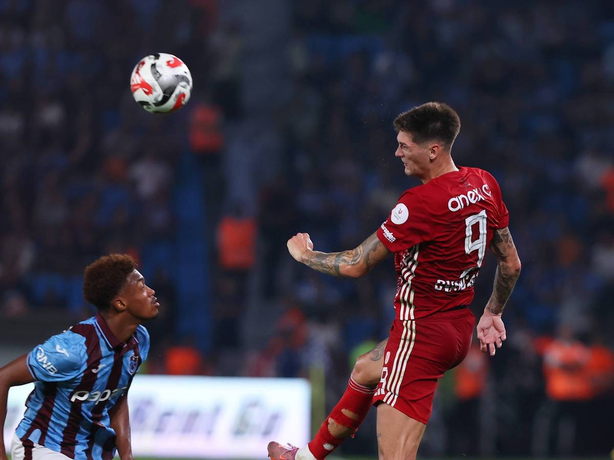 Tomas Cvancara im Trikot von Antalyaspor.