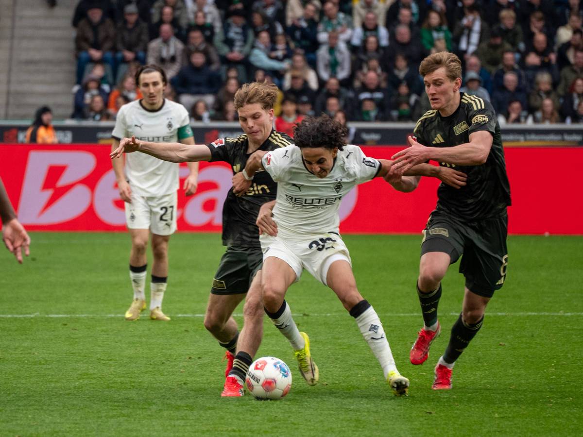 Bei seinem Startelf-Debüt in die Mangel genommen: Fohlen-Talent Wael Mohya