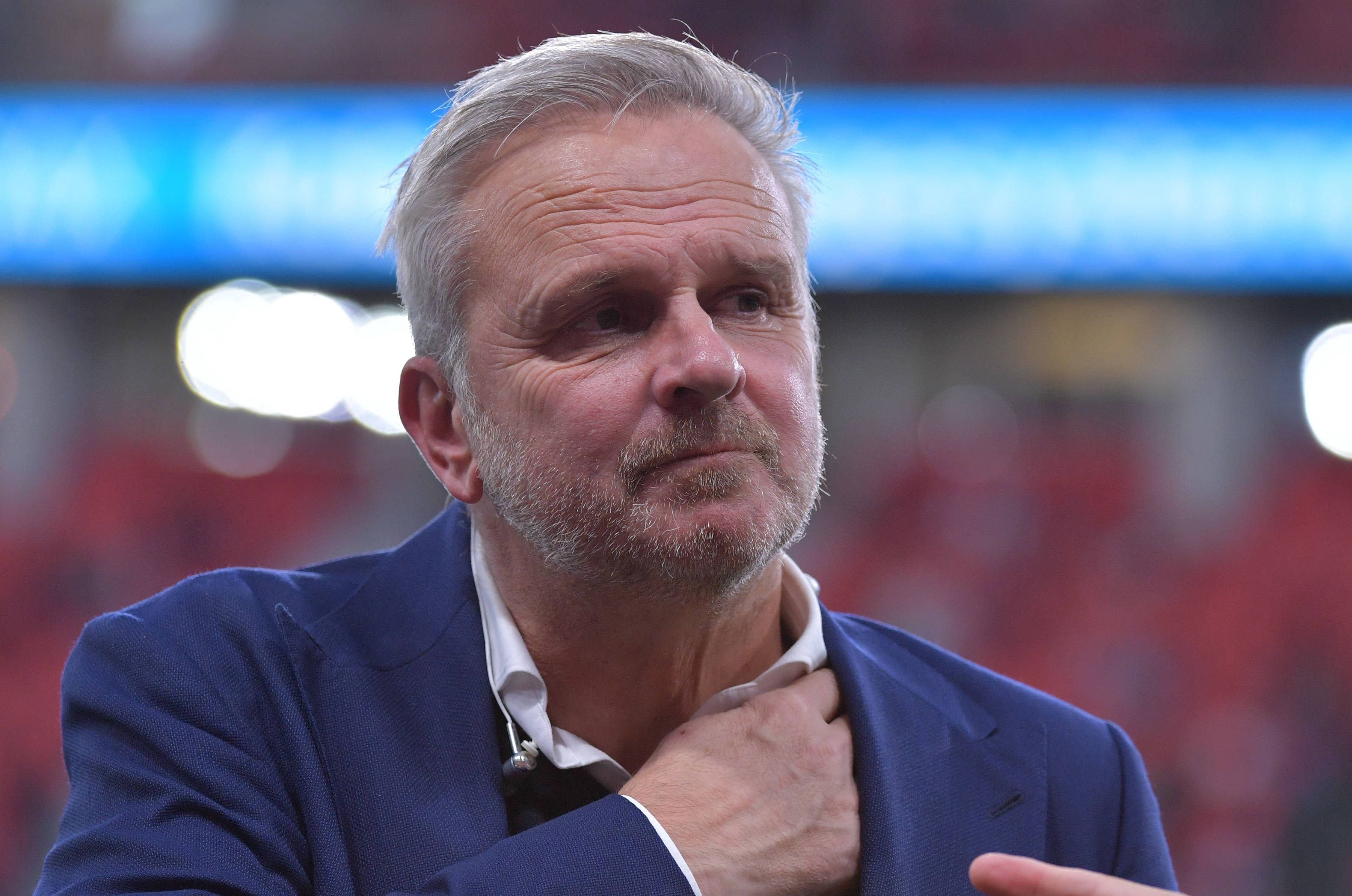 Didi Hamann als Experte im Stadion.
