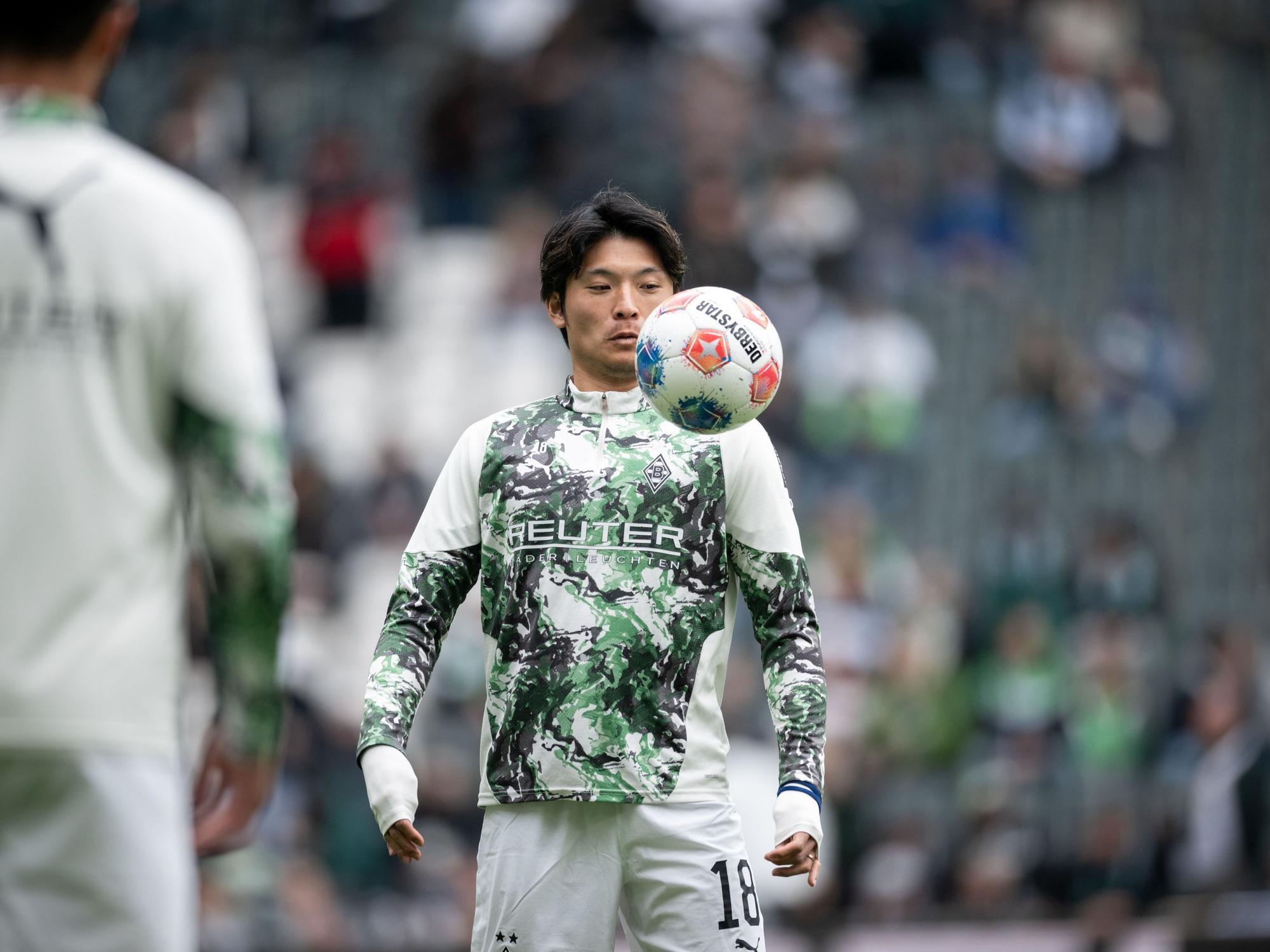 Shuto Machino beim Warmmachen.