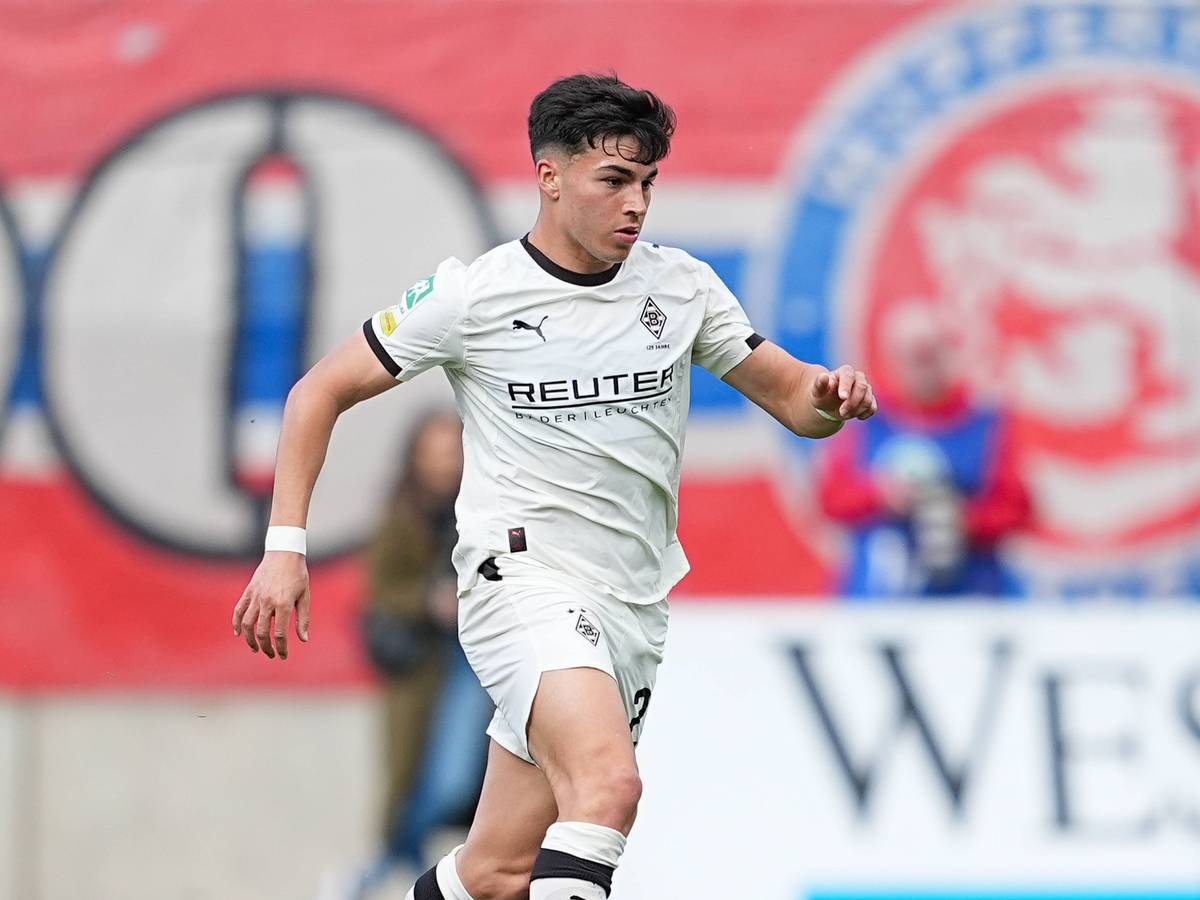 Alejo Sarco im Trikot von Borussia Mönchengladbach.