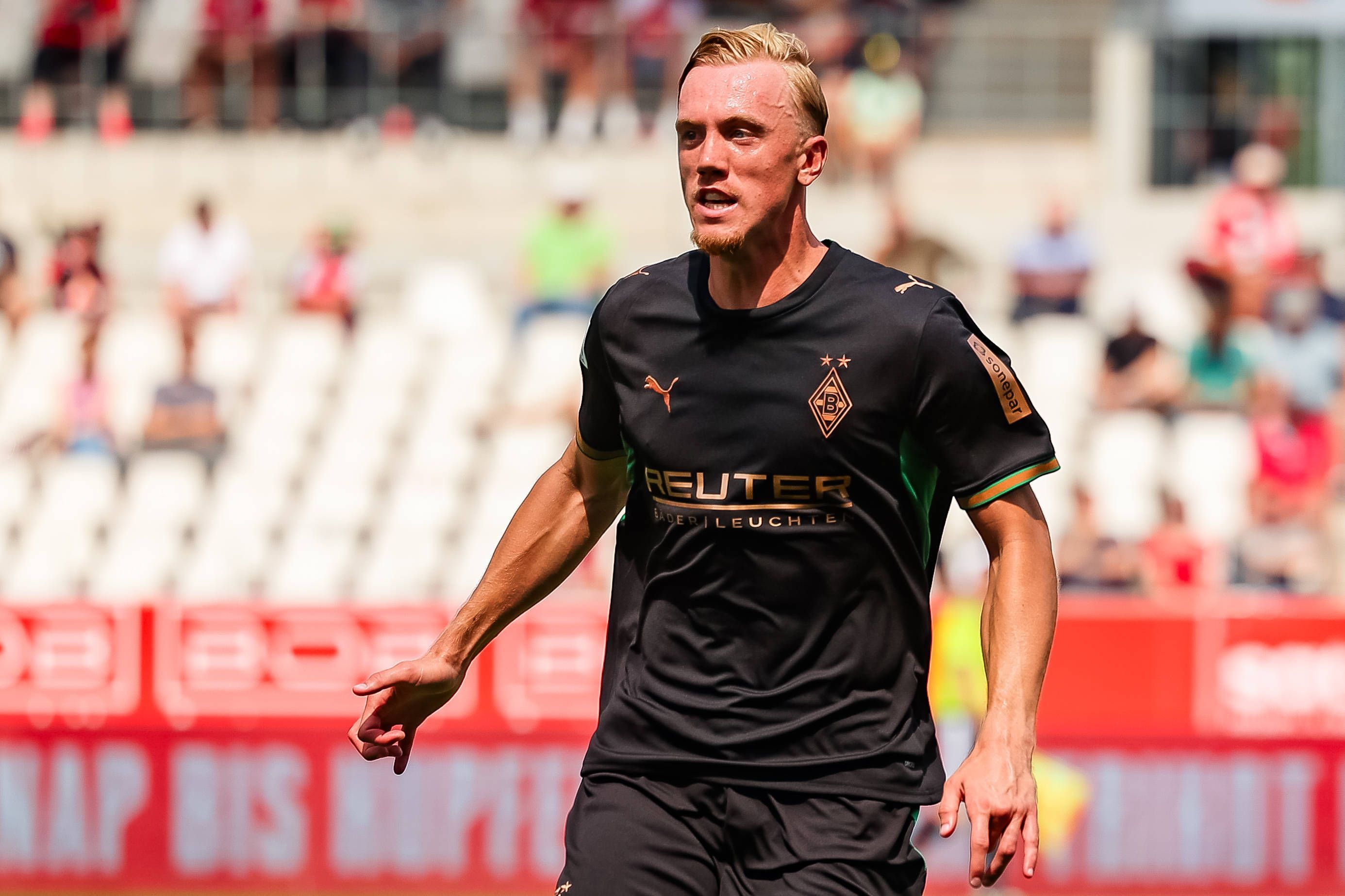 Isac Lidberg für Borussia Mönchengladbach im Testspiel im Einsatz.