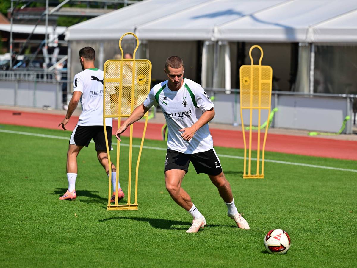 Nico Elvedi im Gladbacher Trainingslager.