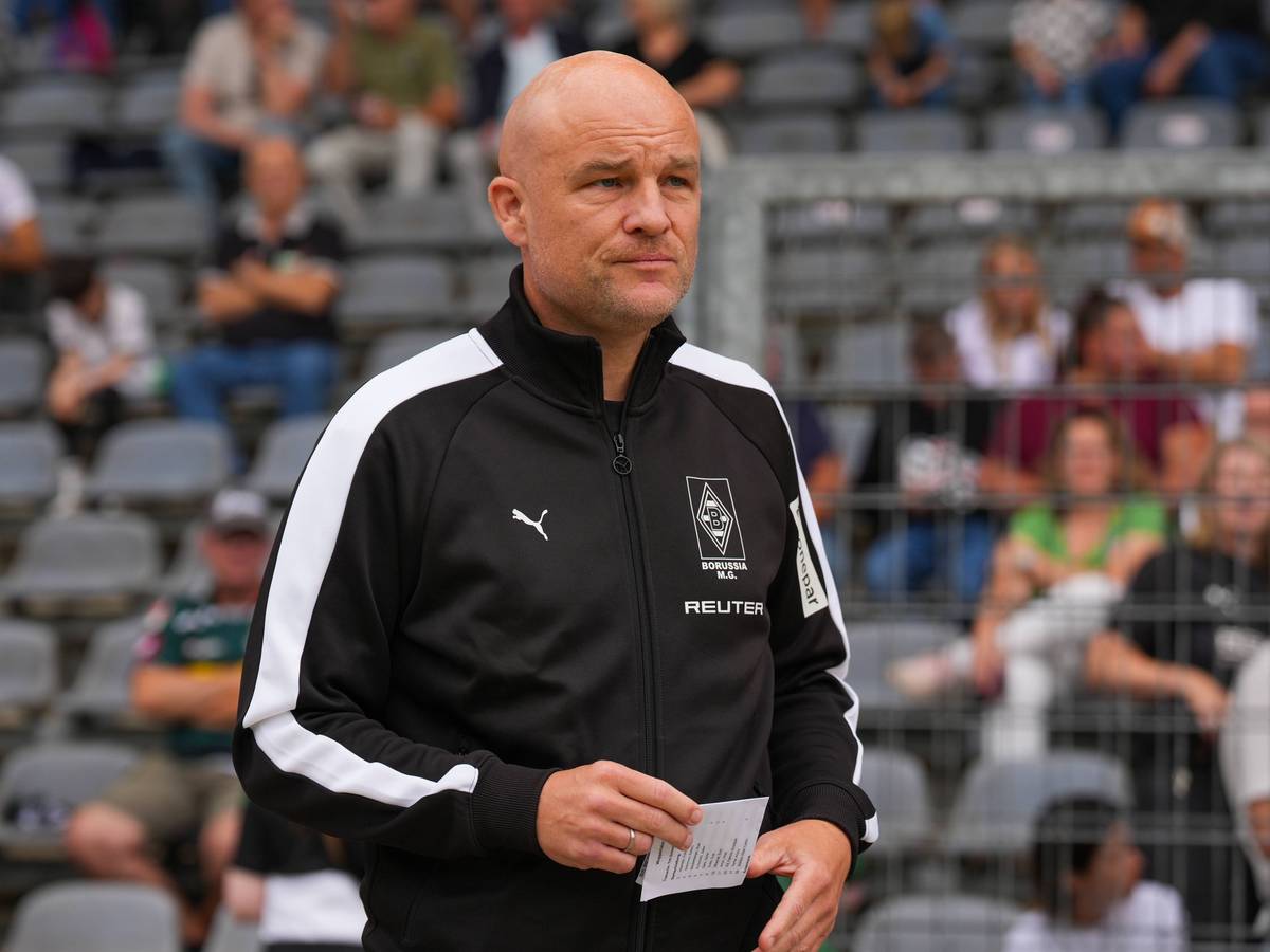 Rouven Schröder beim Gladbach-Spiel im Stadion.