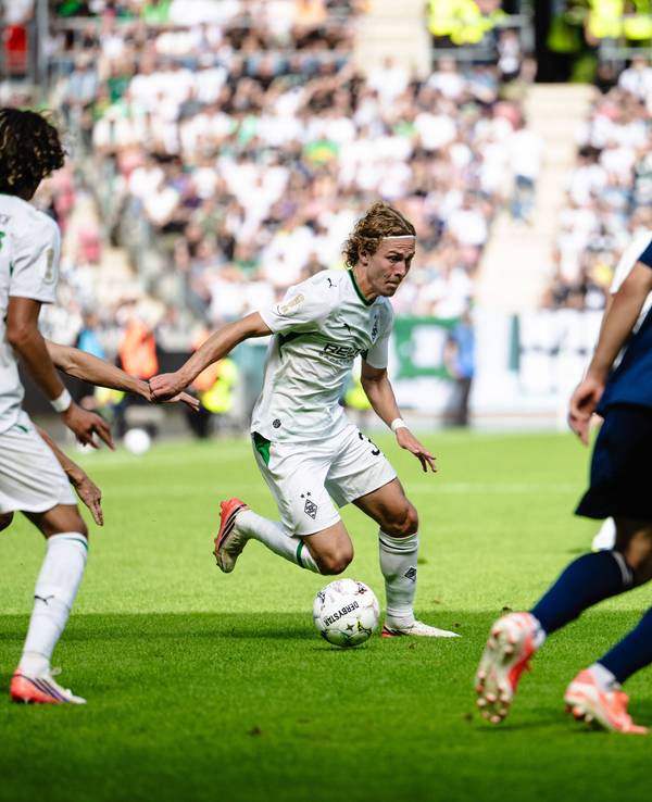 Hugo Bolin am Ball.