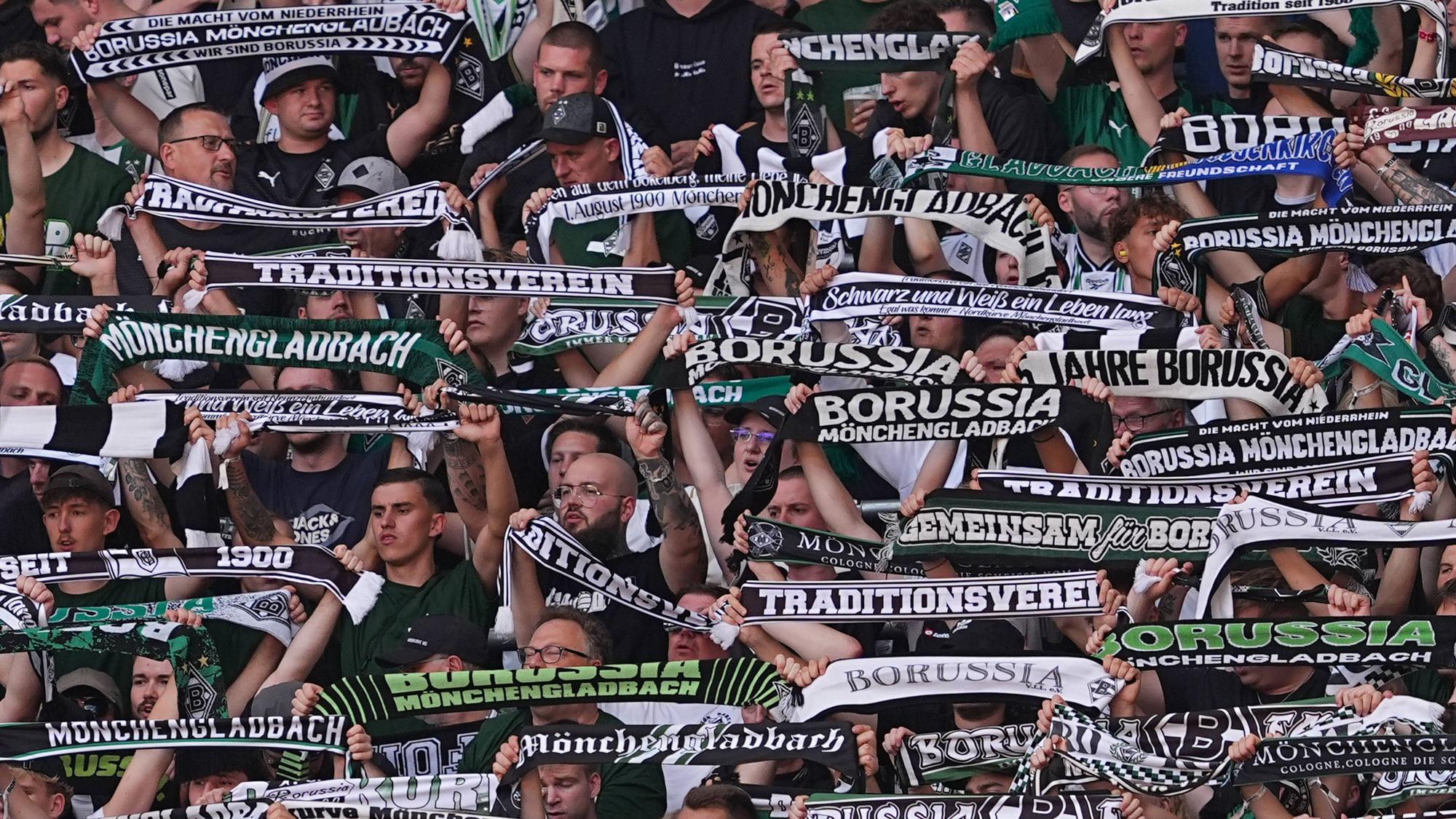 Fans von Borussia Mönchengladbach im Stadion