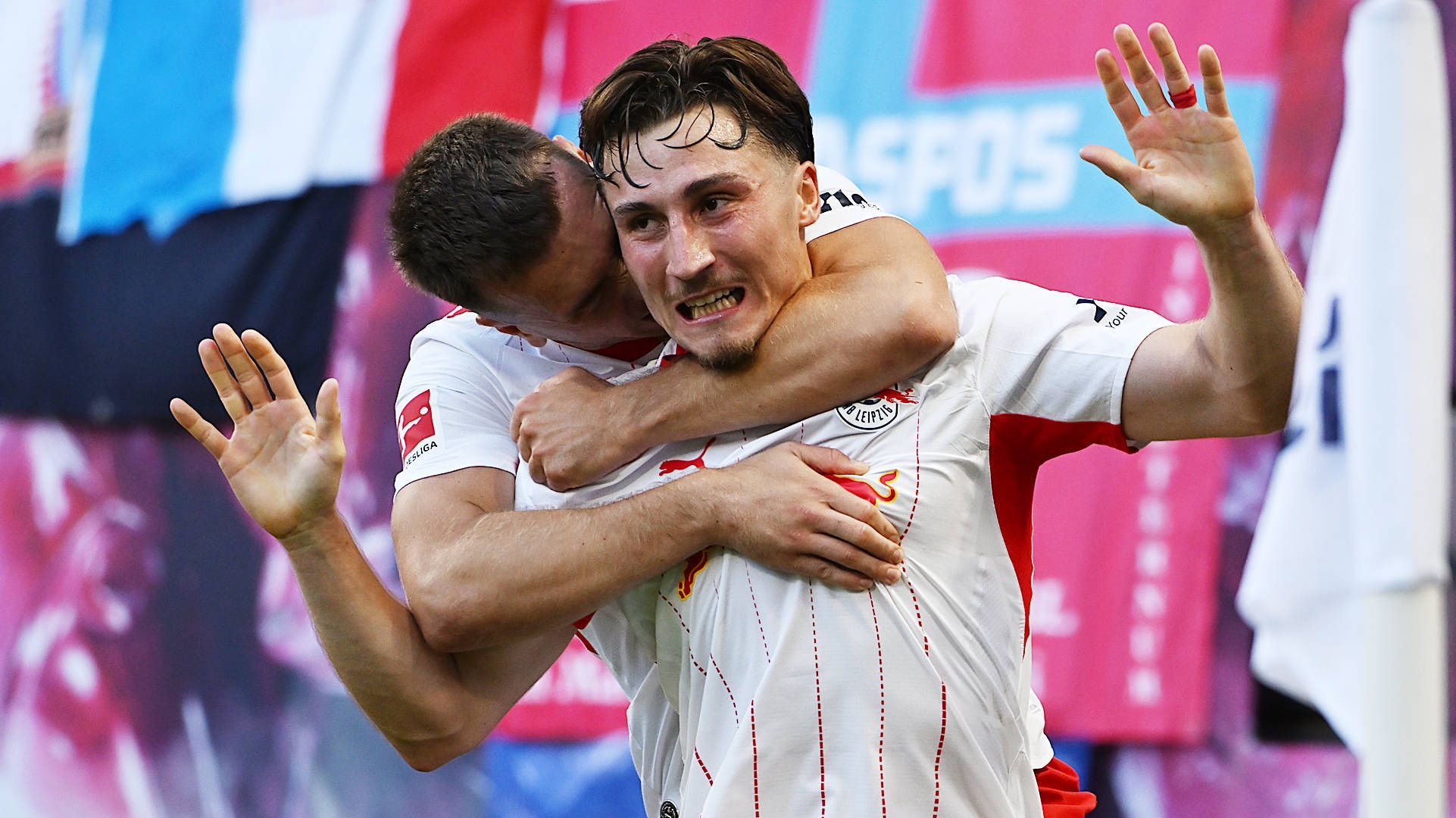 Rocco Reitz jubelt für RB Leipzig