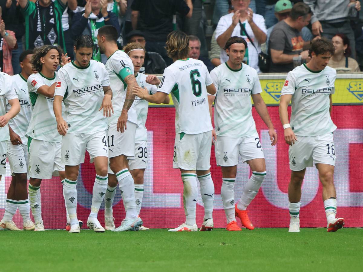 Gladbach-Spieler nach einem Tor.