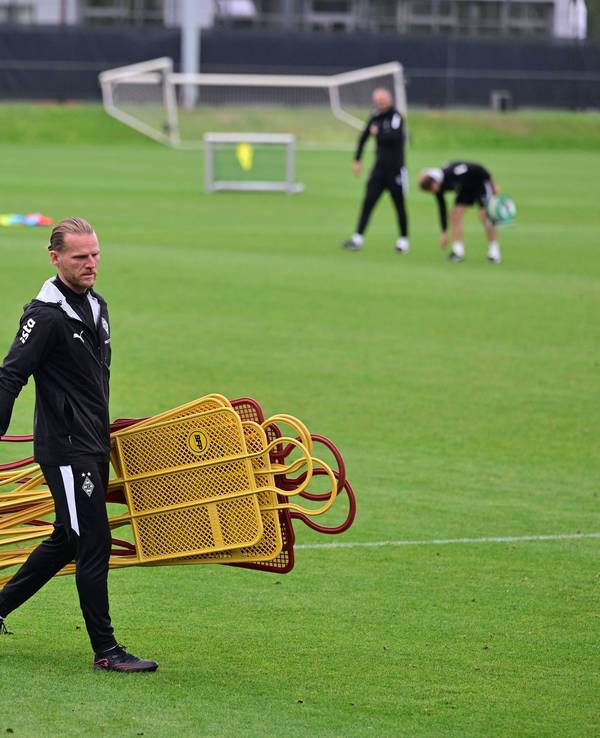 Eugen Polanski beim Gladbach-Training auf dem Platz.