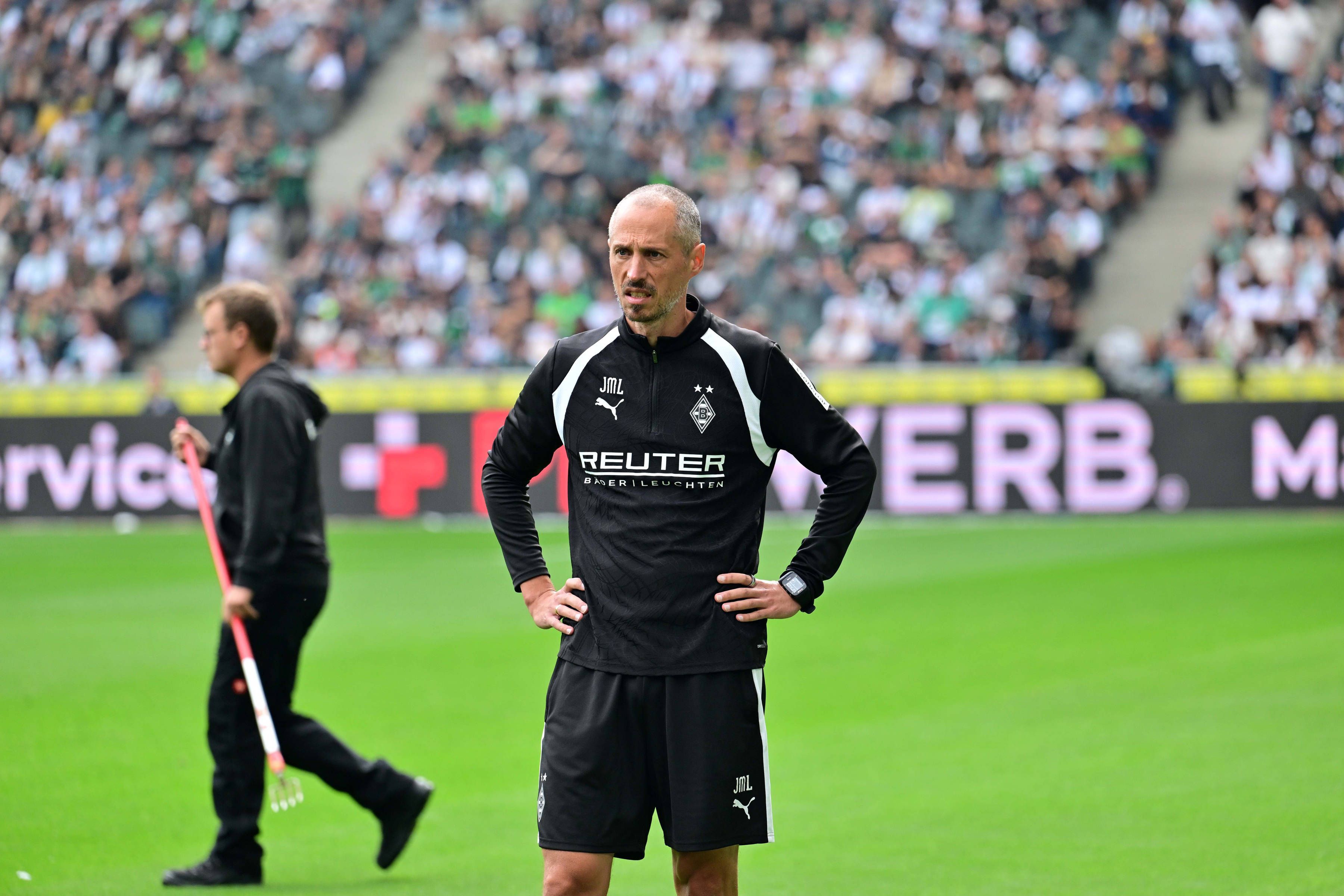 Jan-Moritz Lichte steht auf dem Platz.