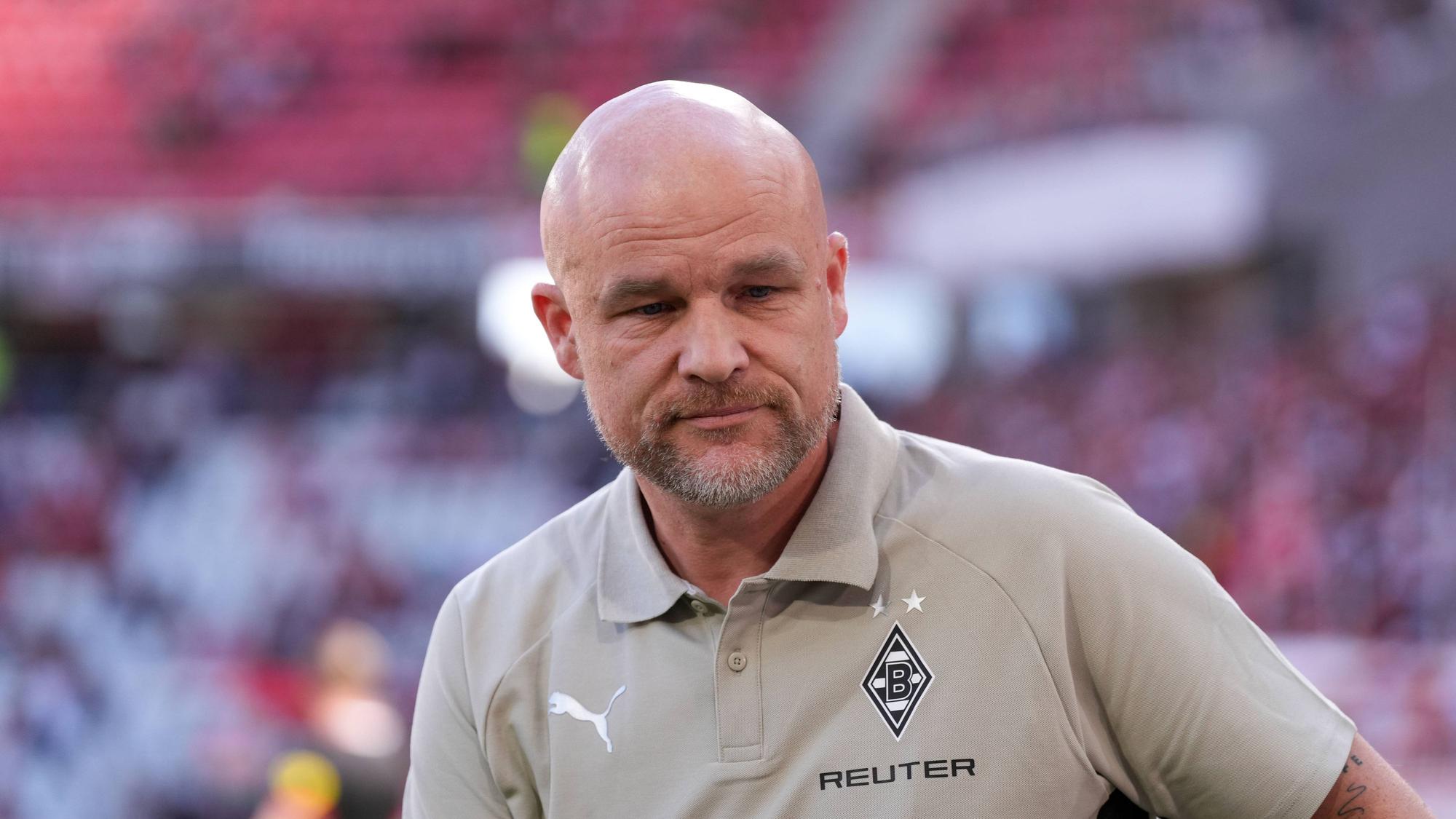 Rouven Schröder schaut frustriert.