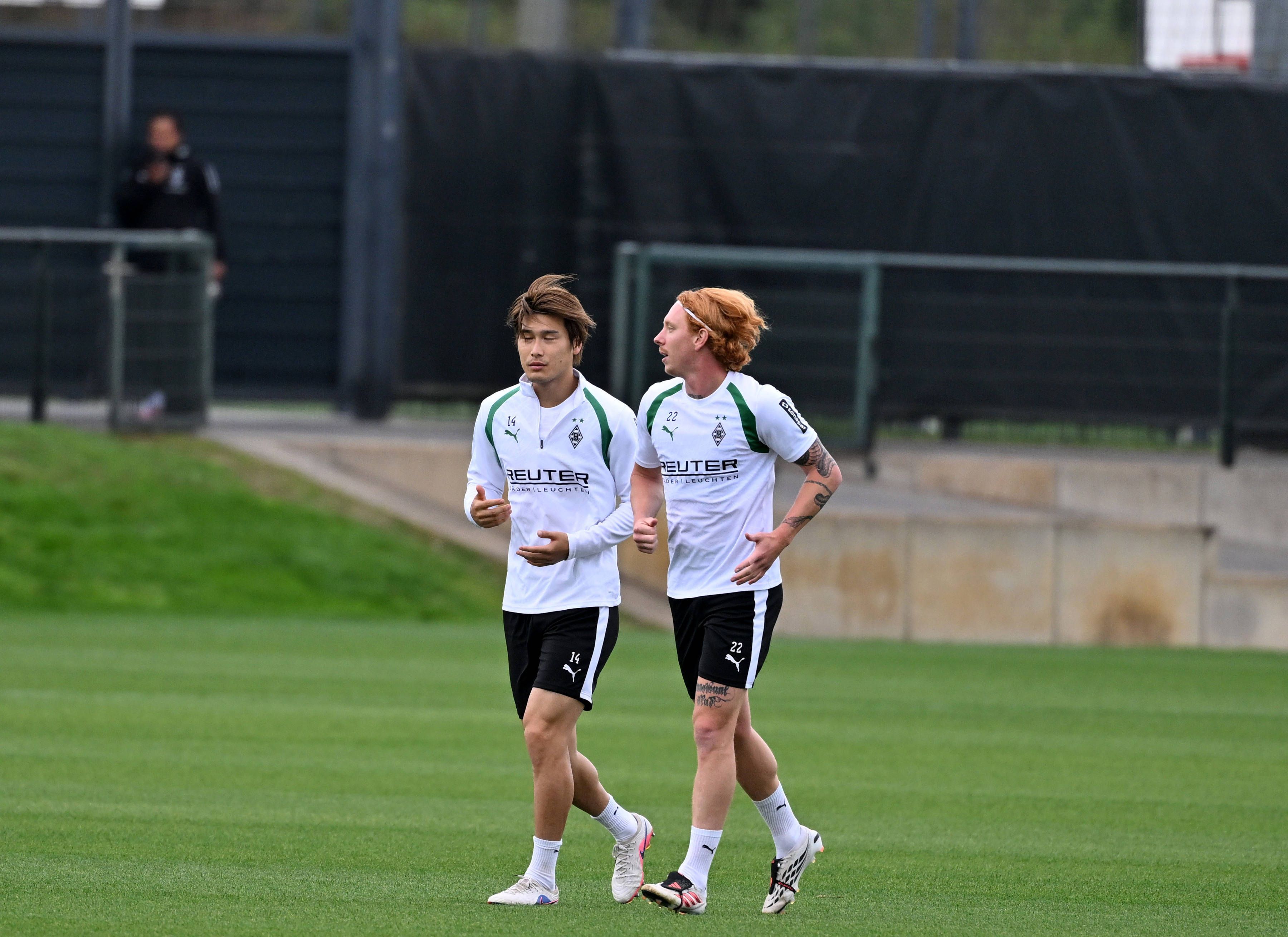Daiki Hashioka und Yukhym Konoplia steigen im Fohlen-Training wieder ein.