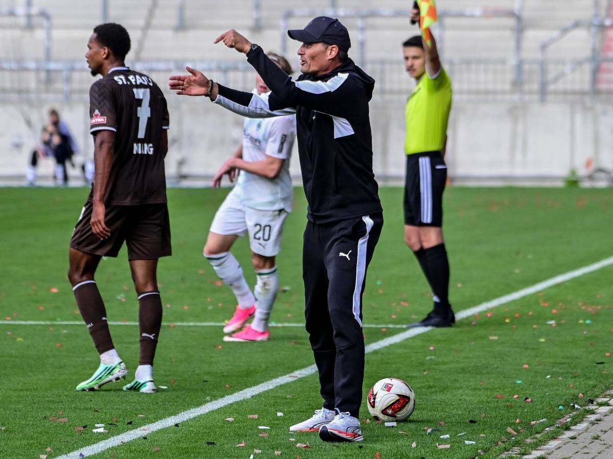 Anweisungen von Alexander Blessin im Gladbach-Test.