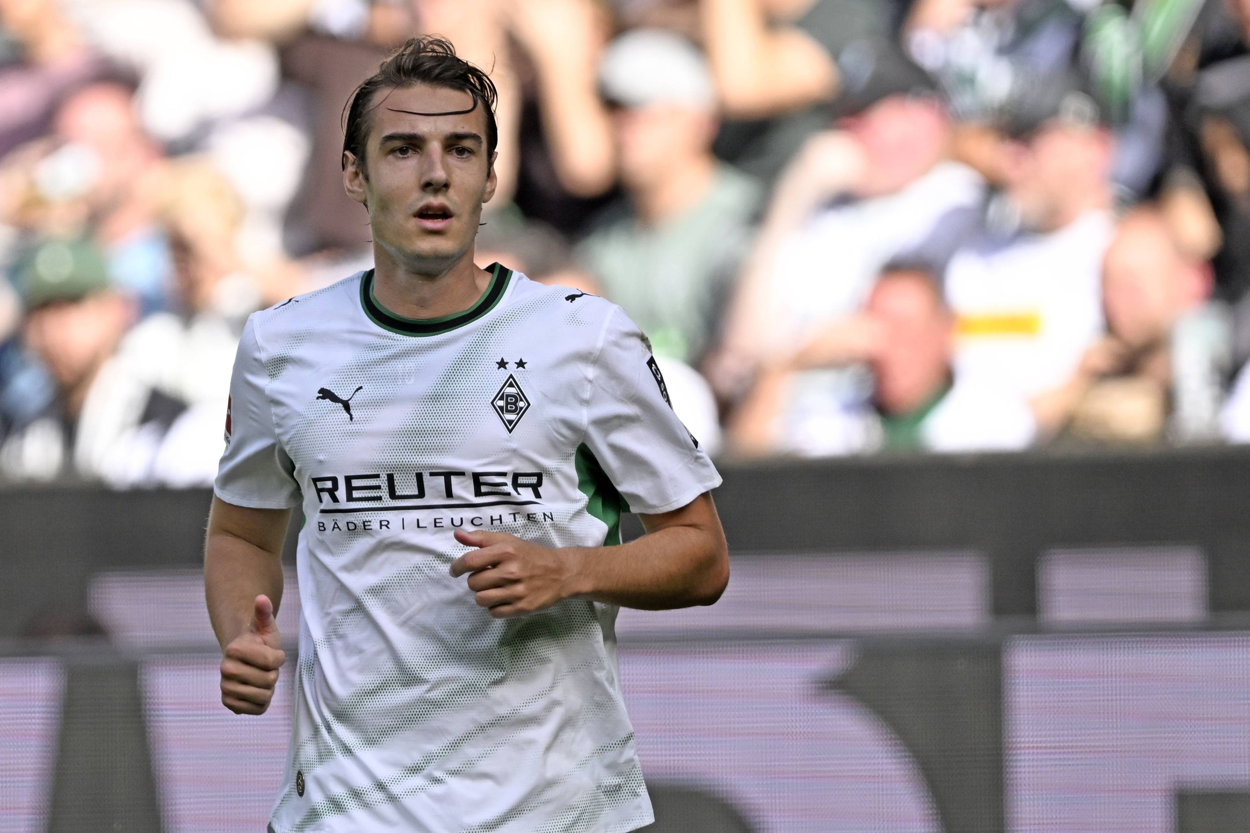 Florian Neuhaus beim Spiel gegen Mainz 05.