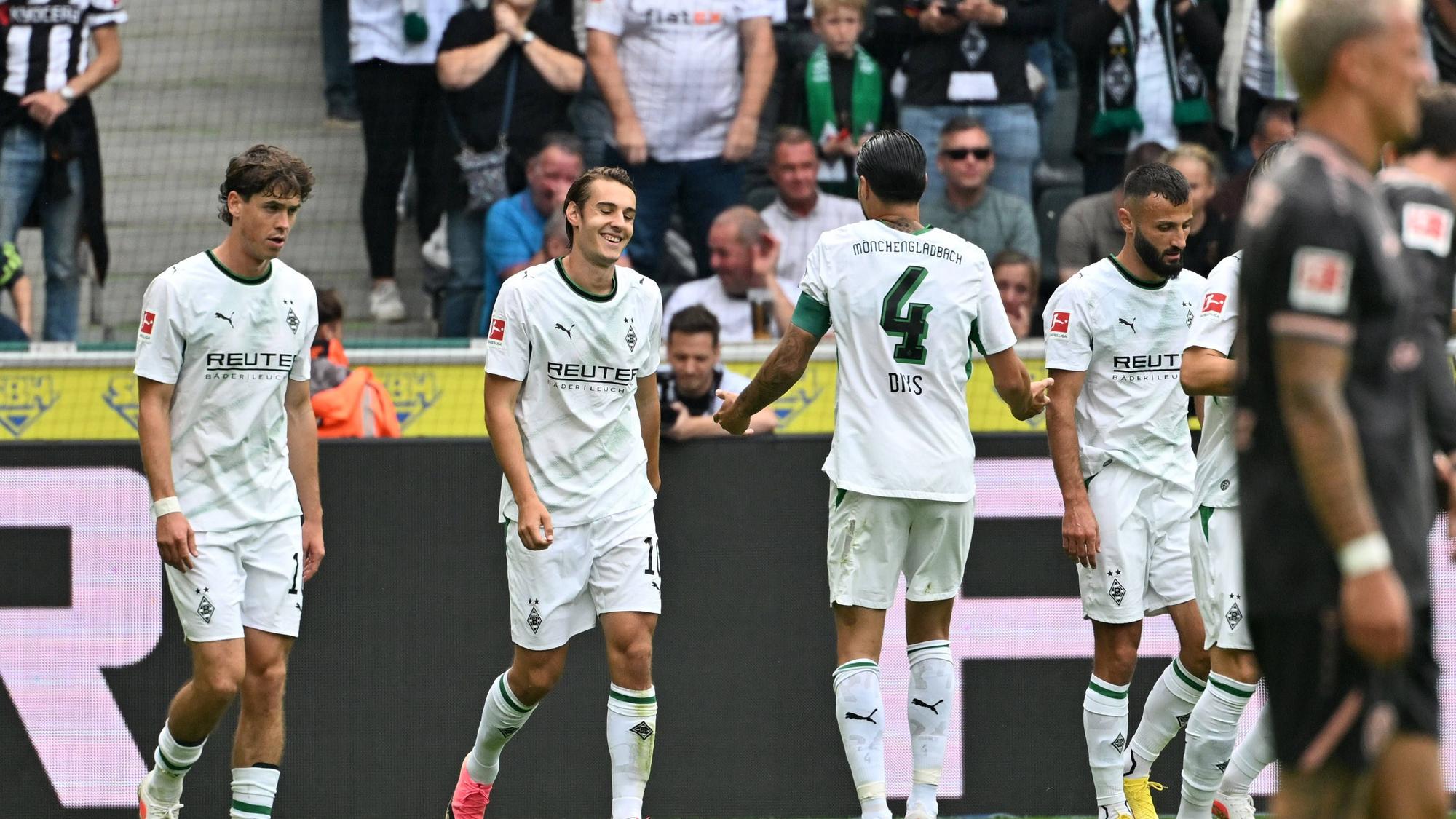 Florian Neuhaus, Fußballspieler und Zuschauer